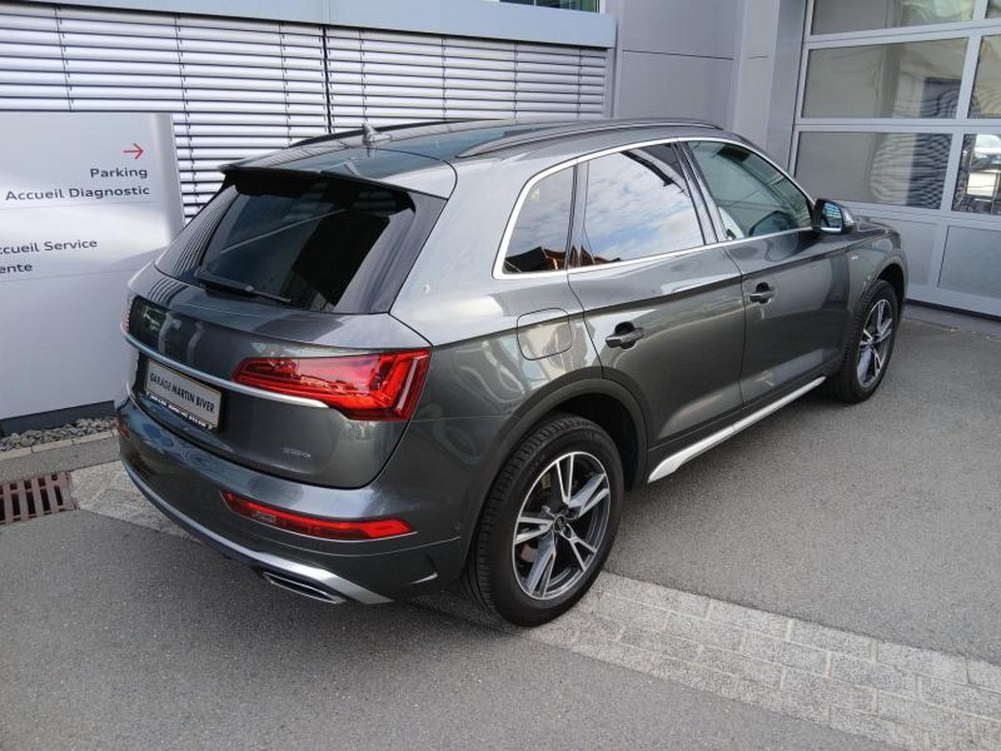 Audi Q5 S-line 40 TDI quattro s-tronic (2021) - Photo 4
