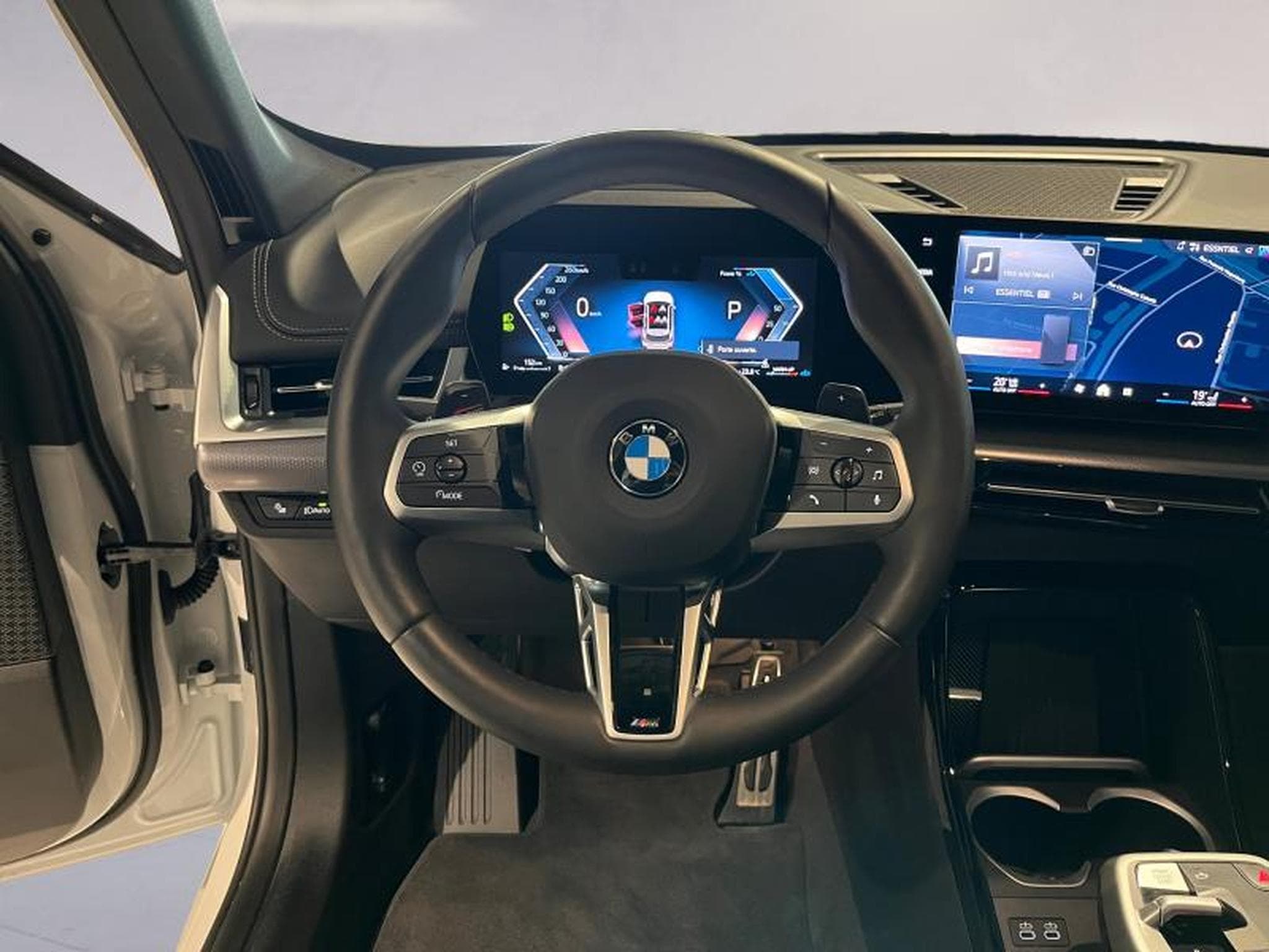 BMW X1 X1 xDrive23i M Sport (2025) - Foto 16