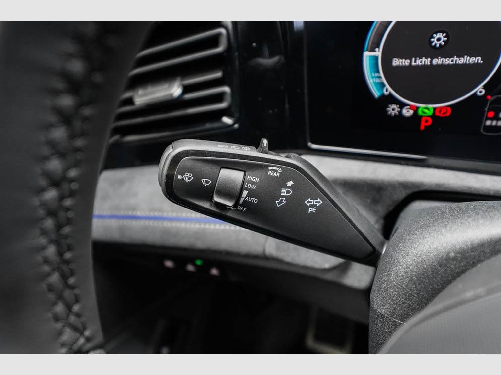 VW Tiguan 2,0 TDI DSG (2025) - Photo 9