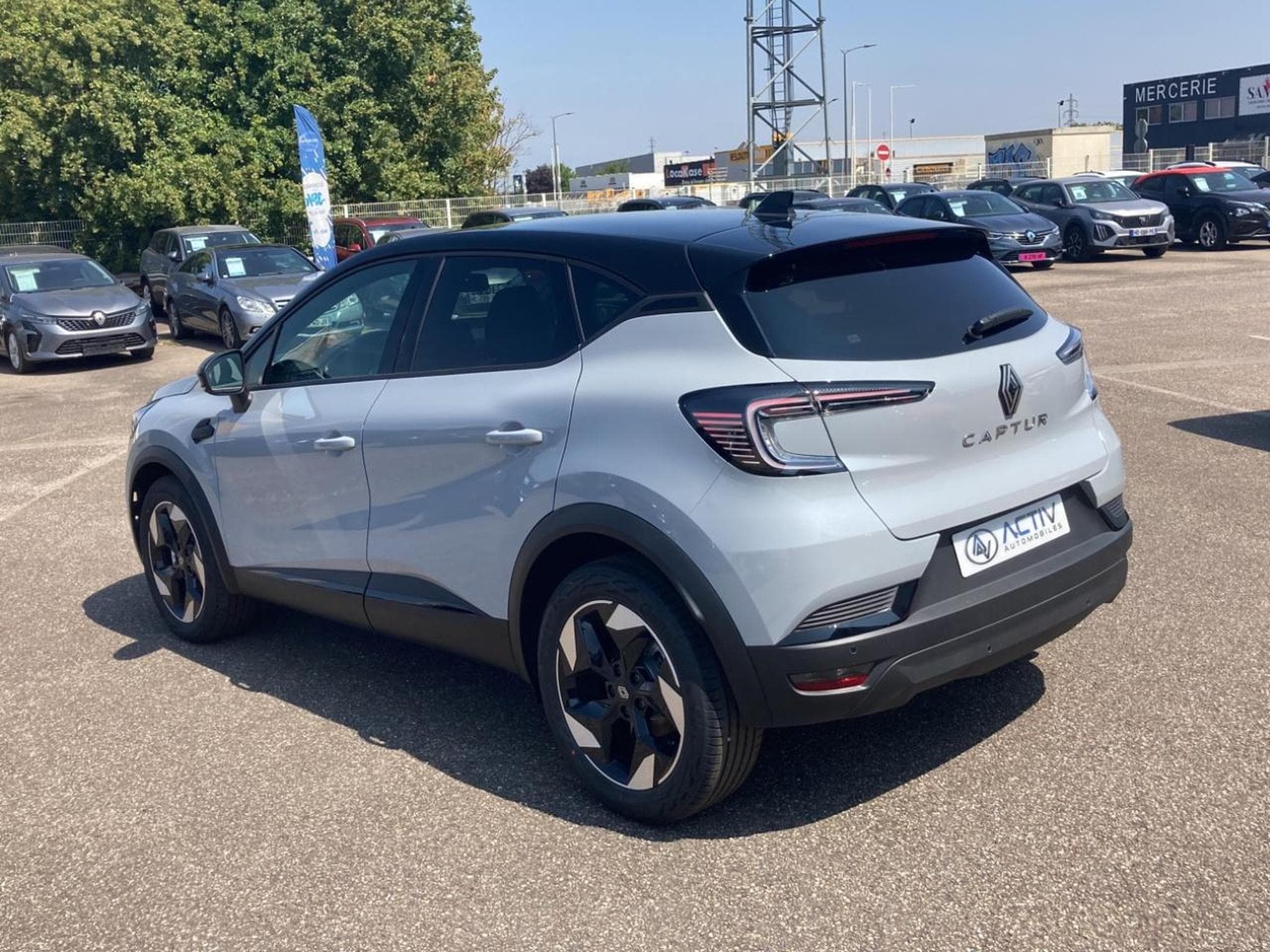 Renault Captur 1.2 TCE 115 TECHNO (2026) - Photo 7