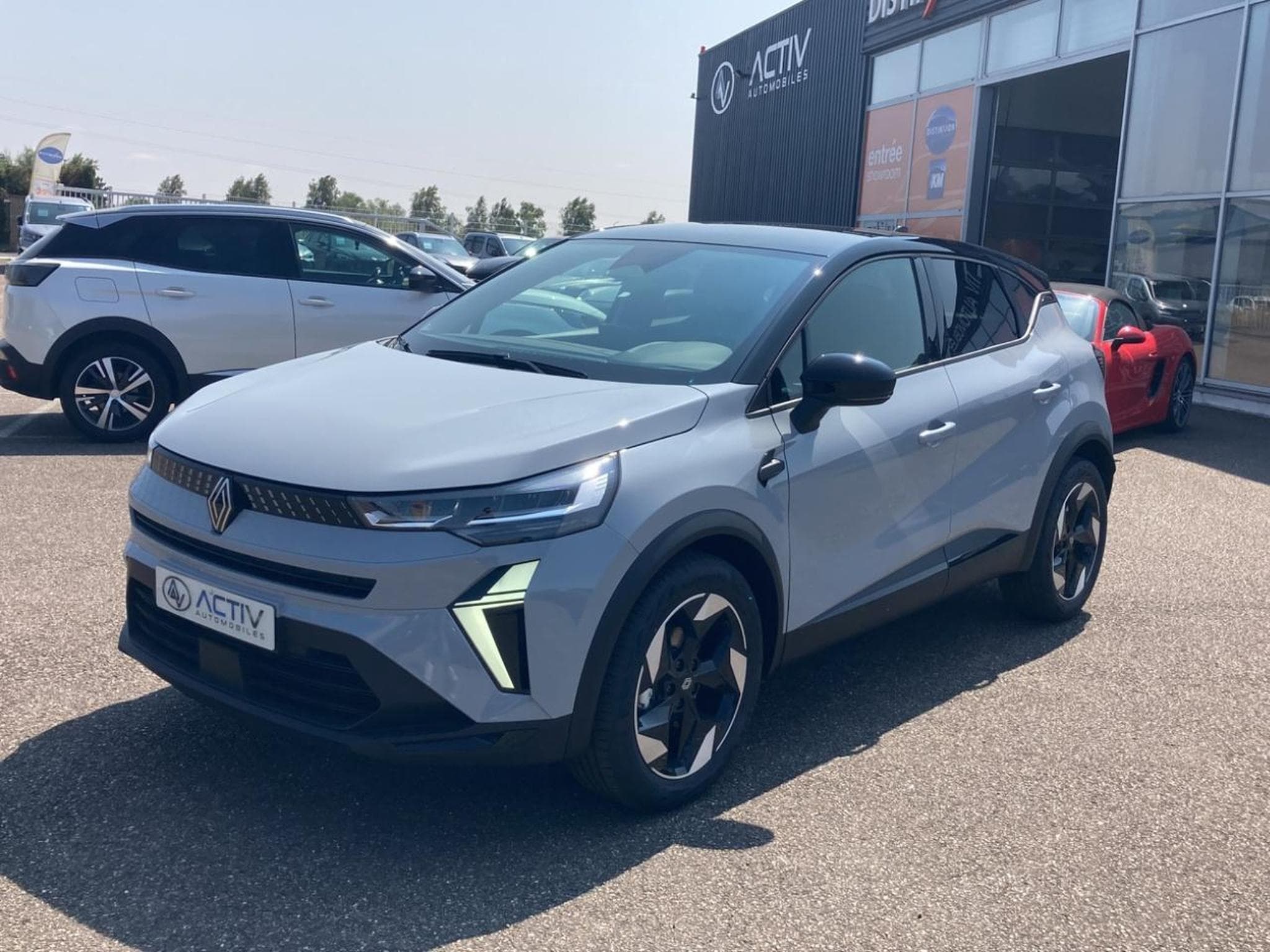 Renault Captur 1.2 TCE 115 TECHNO (2026) - Photo 1