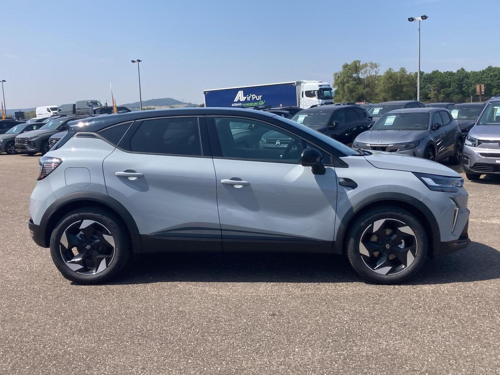 Renault Captur 1.2 TCE 115 TECHNO (2026) - Photo 4