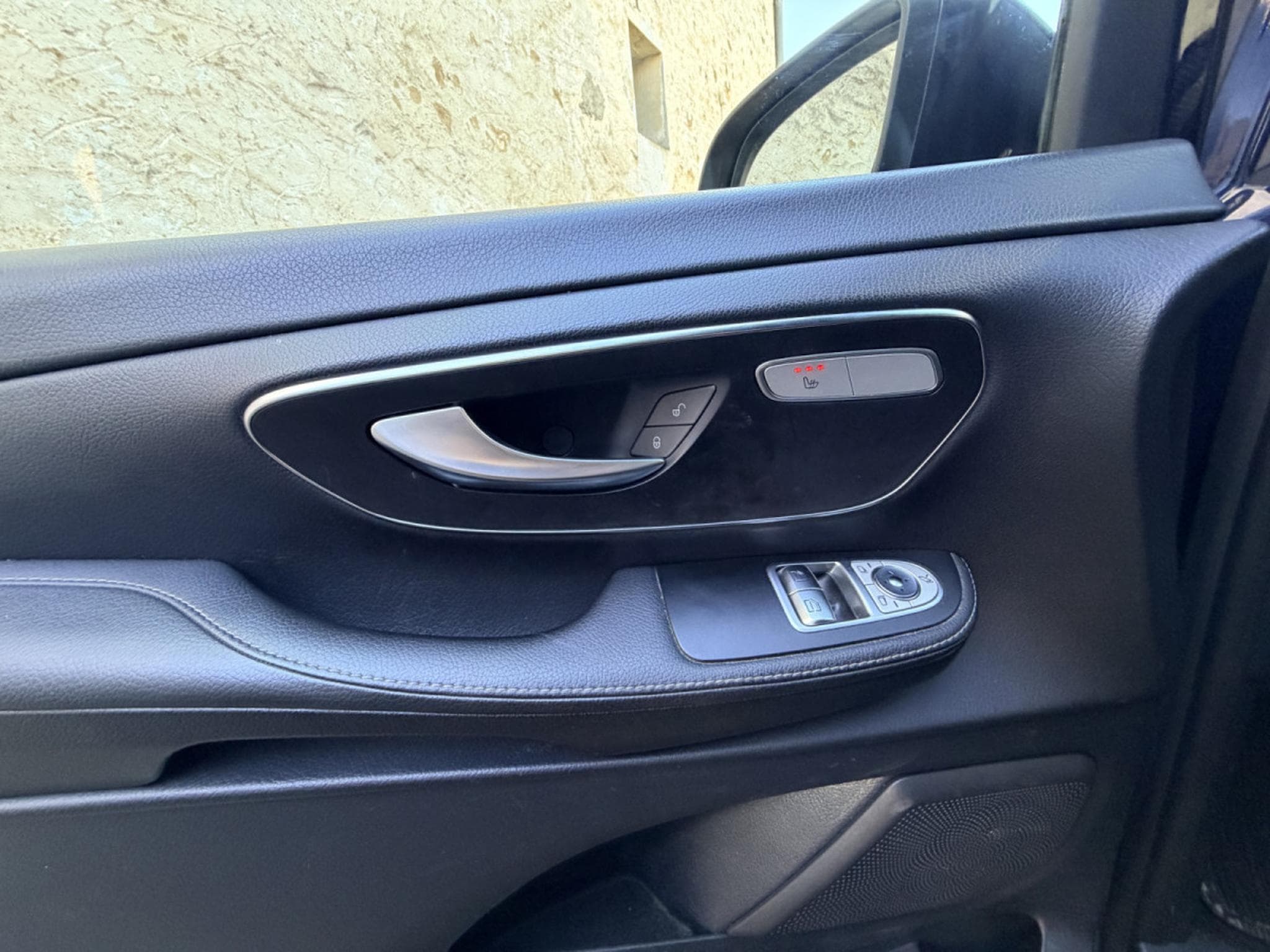 Mercedes V 300 d Avangarde LONG 360°  7 Places 239cv (2019) - Photo 11