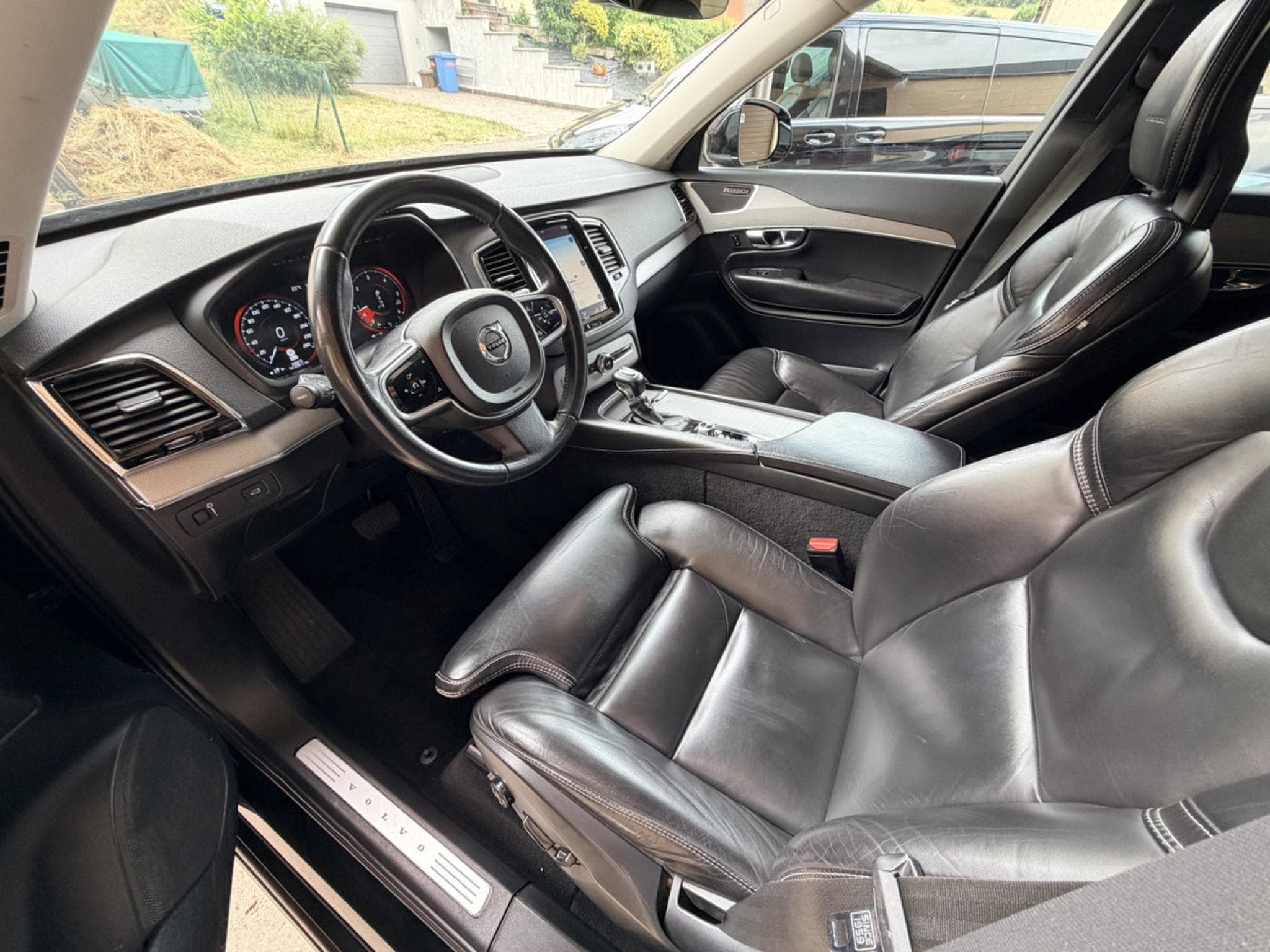 Volvo XC90 inscription luxe D5 224CV D5 AWD 7 PLACES (2015) - Photo 9