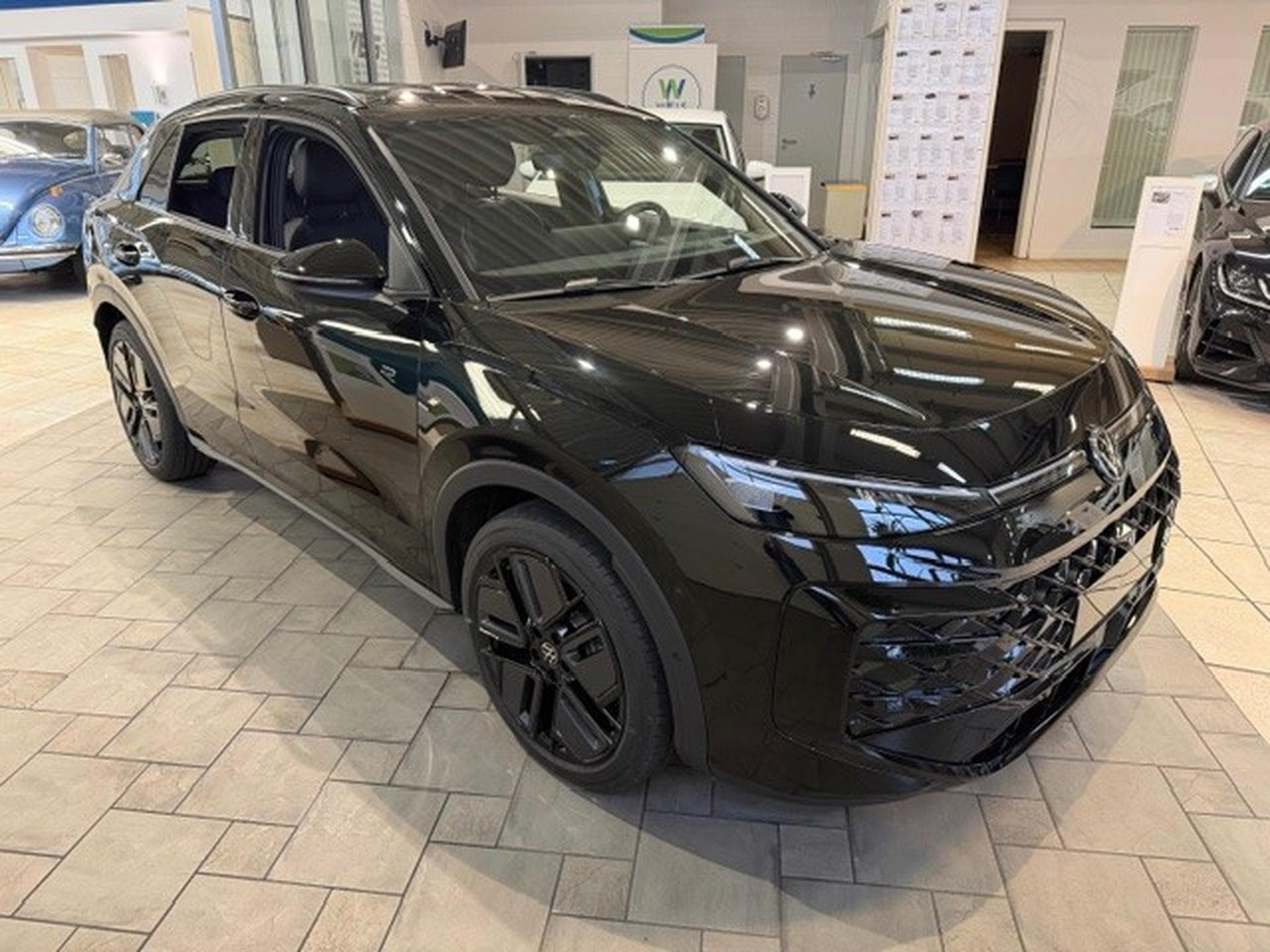 VW T-Roc R-Line 1.5 eTSI 110KW-150CV DSG7 *** New Model - 2026 *** (2026) - Photo 2