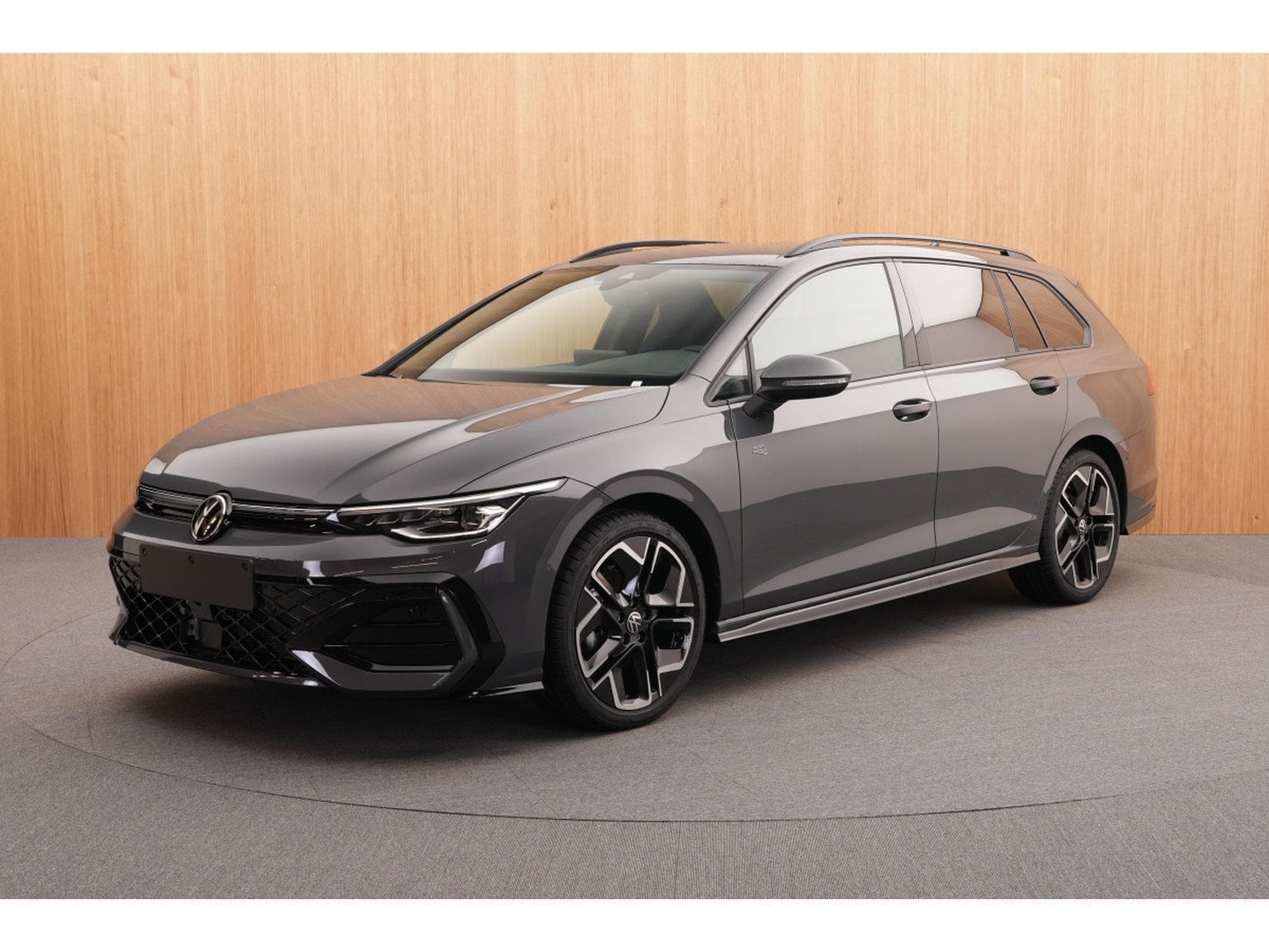VW Golf Variant R-Line 1.5 eTSI 110KW-150CV DSG7 - (2025) - Photo 2