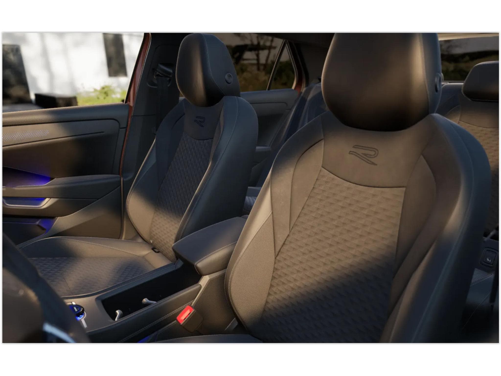VW T-Roc R-Line 1.5 eTSI 110 kW / 150 CV Boîte à double embrayage 7 v (2026) - Foto 11