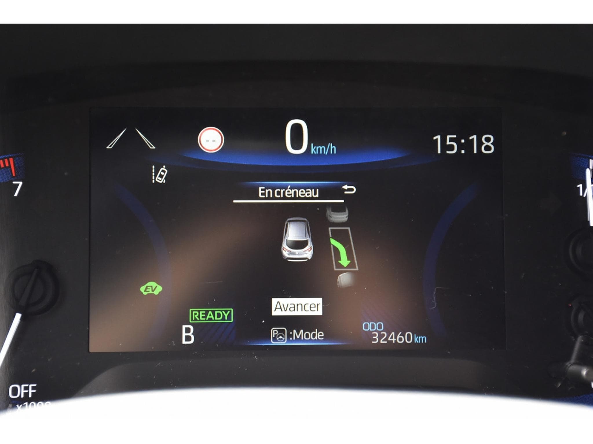 Toyota Corolla 1.8 Hybrid GR-Sport LANE GPS CAM PARK 1° MAIN (2022) - Photo 14