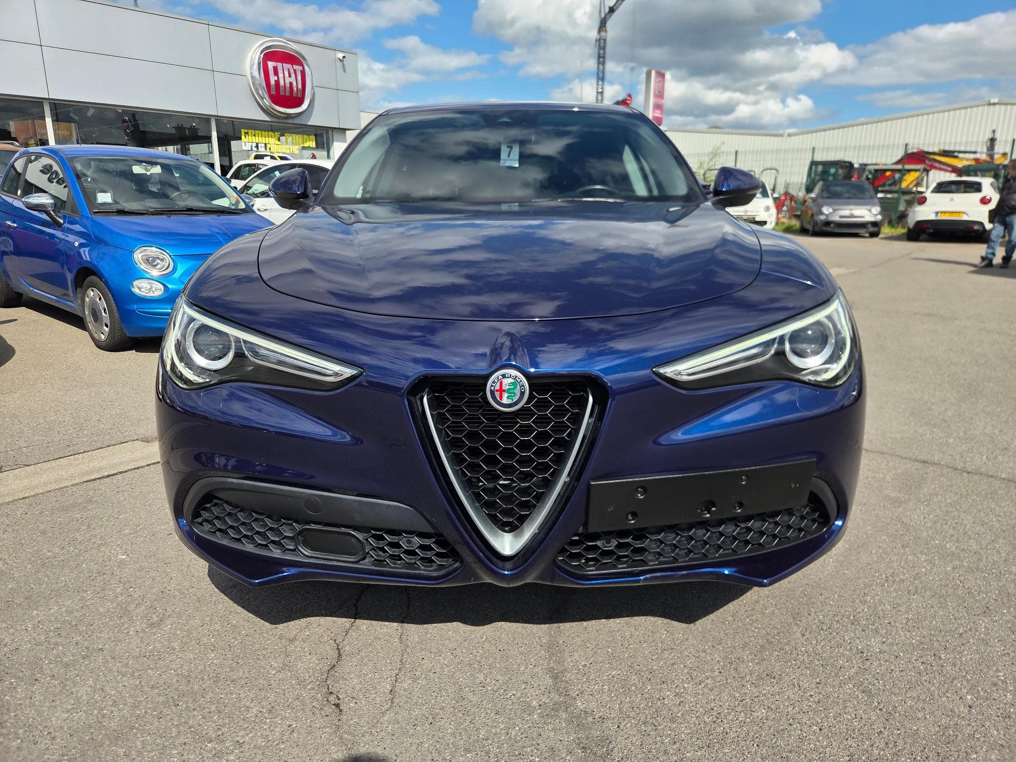 Alfa-Romeo Stelvio Super 2.0 TB 200 AT Q4 (2020) - Photo 3
