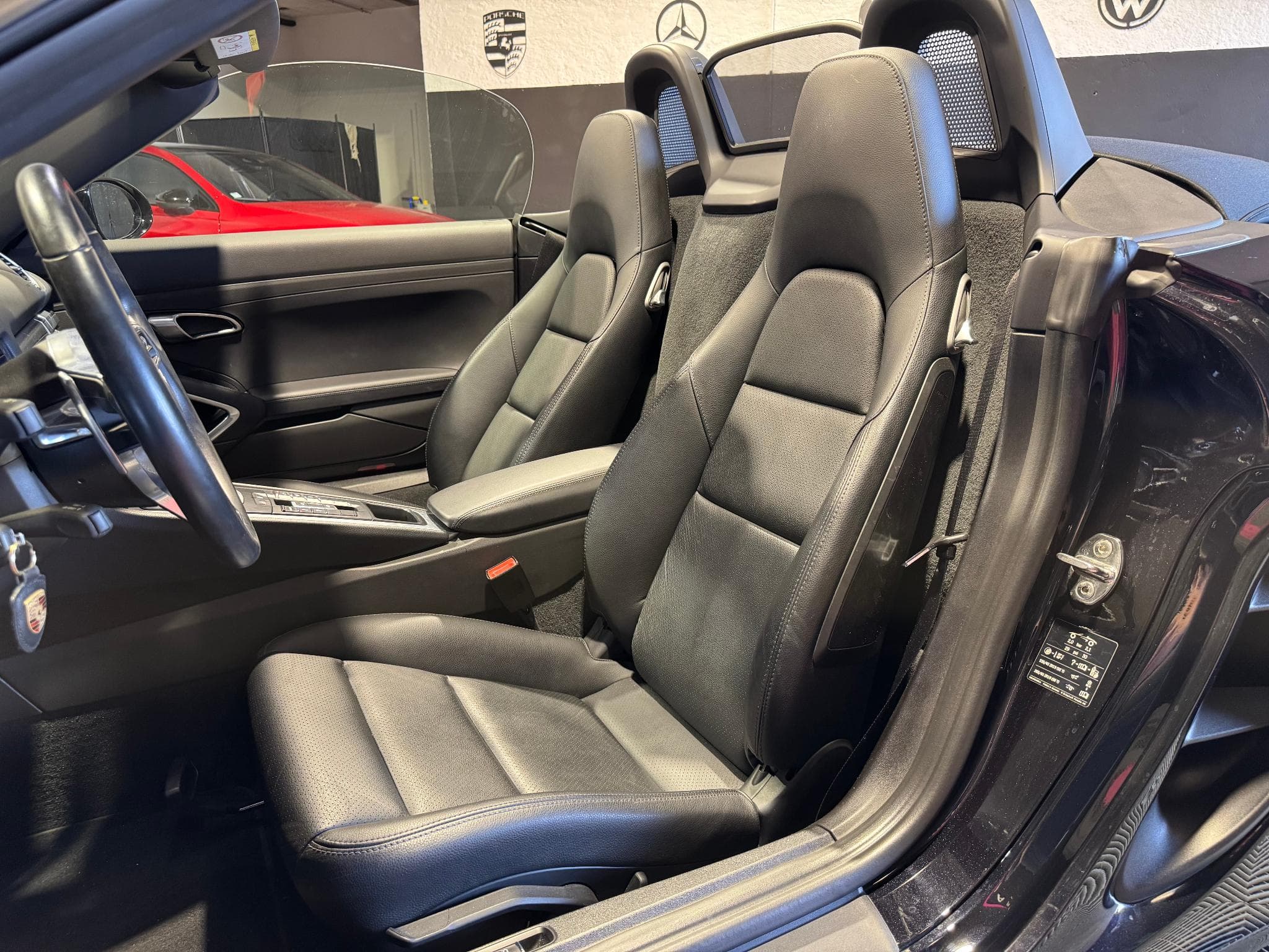 Porsche 718 Boxster 2.0i 300 ch PDK (2017) - Photo 9