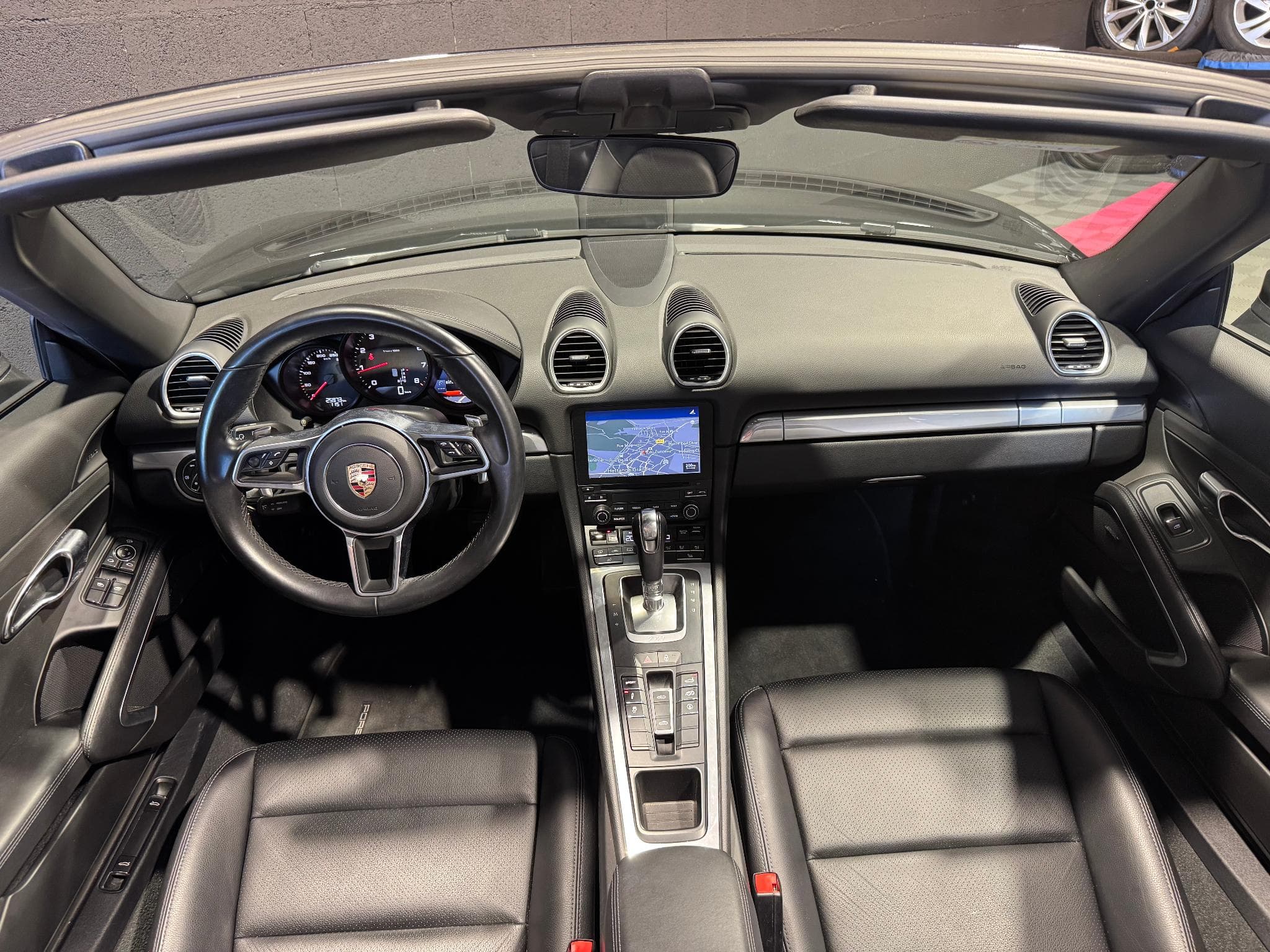 Porsche 718 Boxster 2.0i 300 ch PDK (2017) - Photo 10
