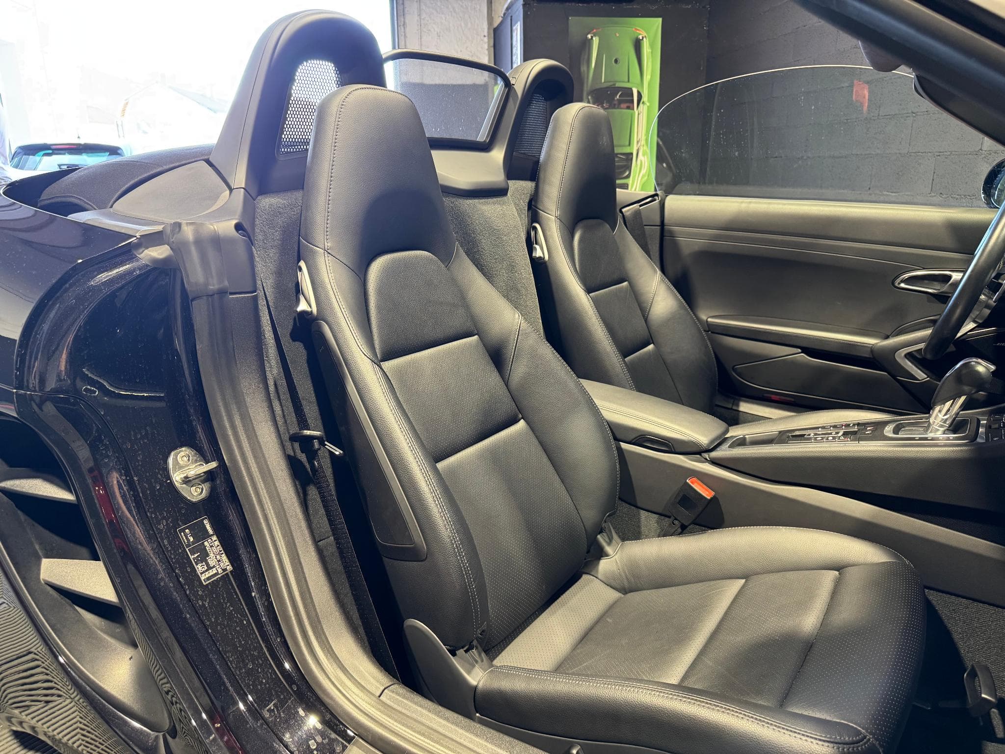 Porsche 718 Boxster 2.0i 300 ch PDK (2017) - Photo 11