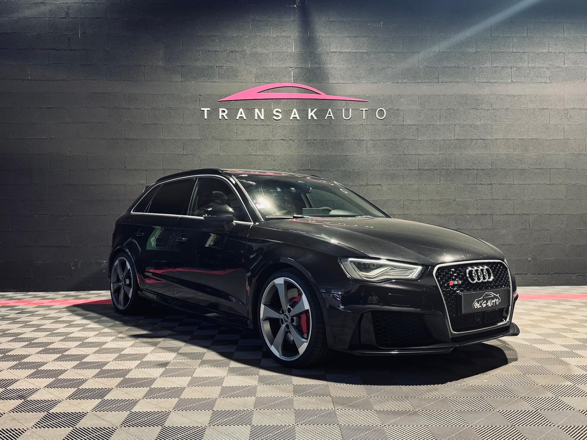Audi RS3 Sportback 2.5 TFSI 367 Quattro S tronic 7 (2015) - Photo 4