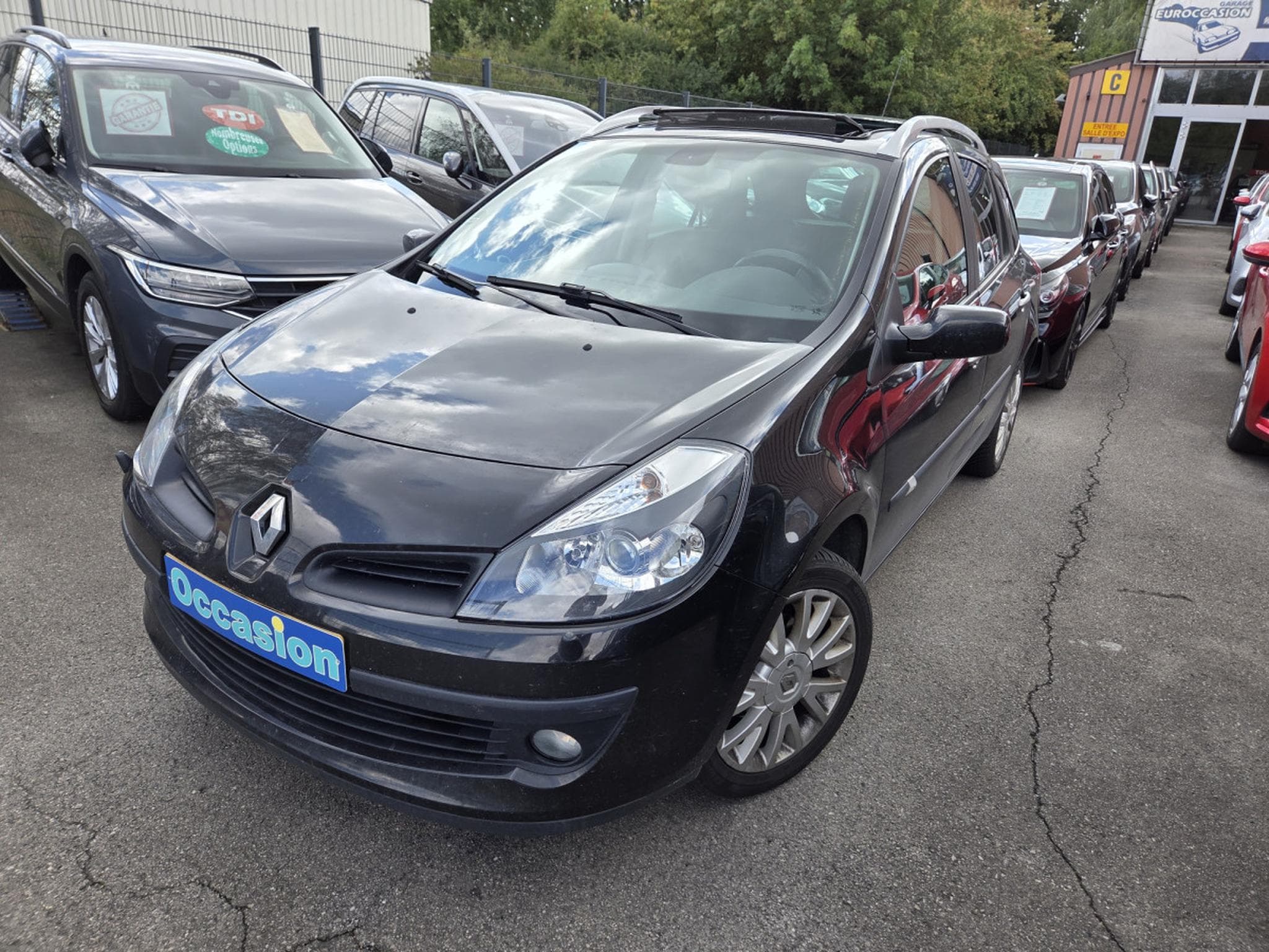 Renault Clio BREAK DCI 86CV 1ère propriétaire (2009) - Photo 1