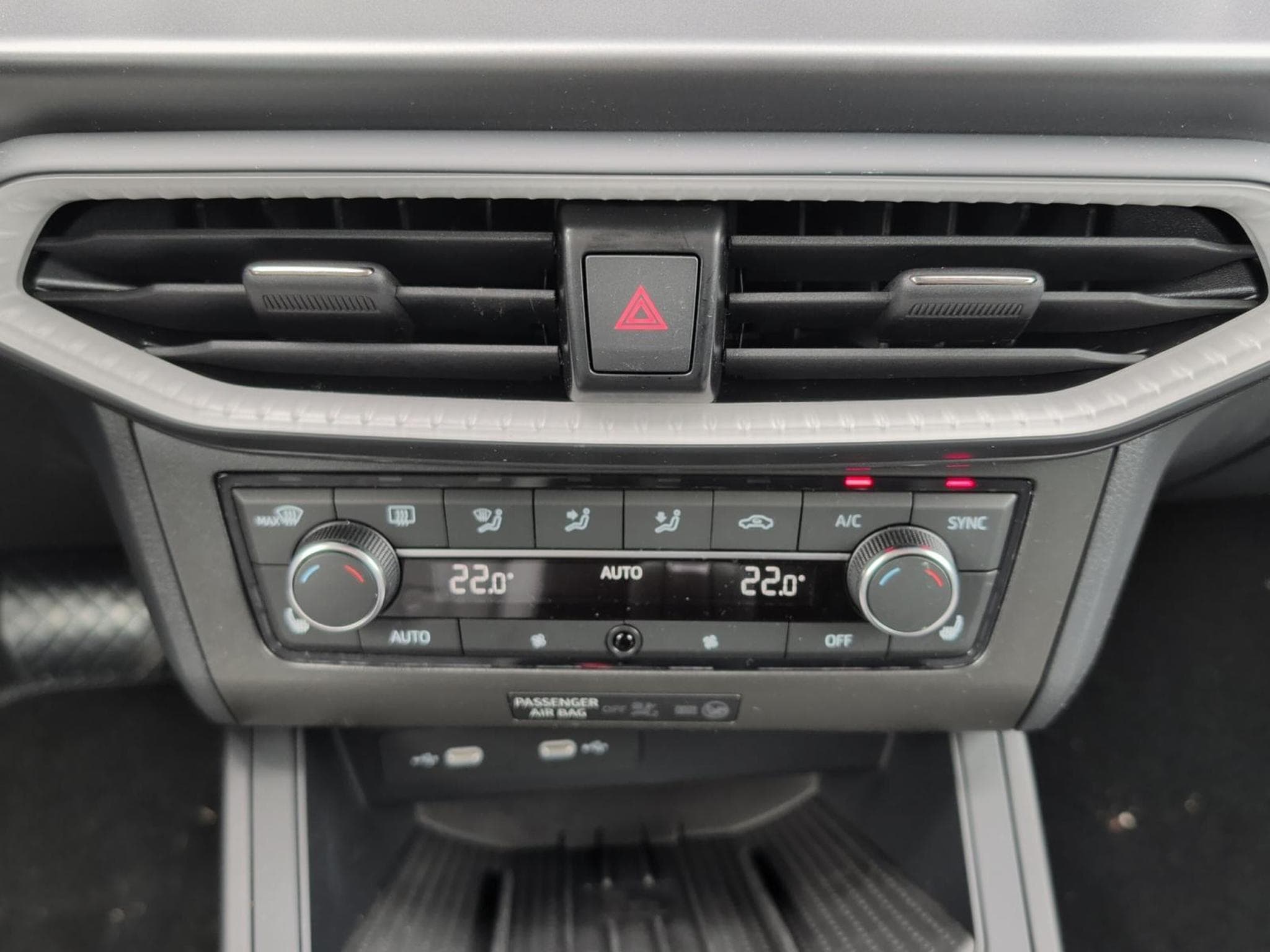 Seat Arona FR (2026) - Photo 12
