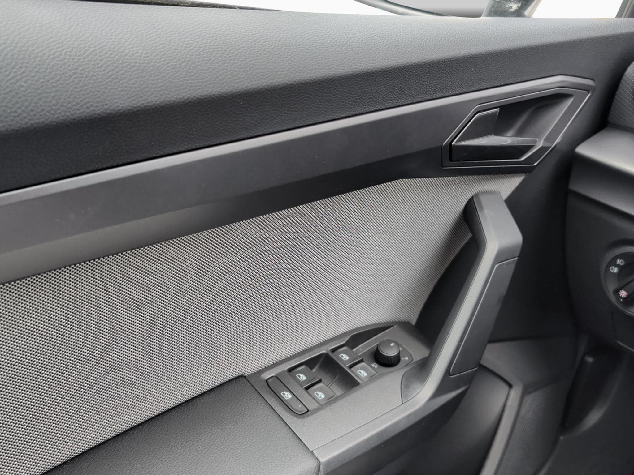 Seat Arona FR (2026) - Photo 14
