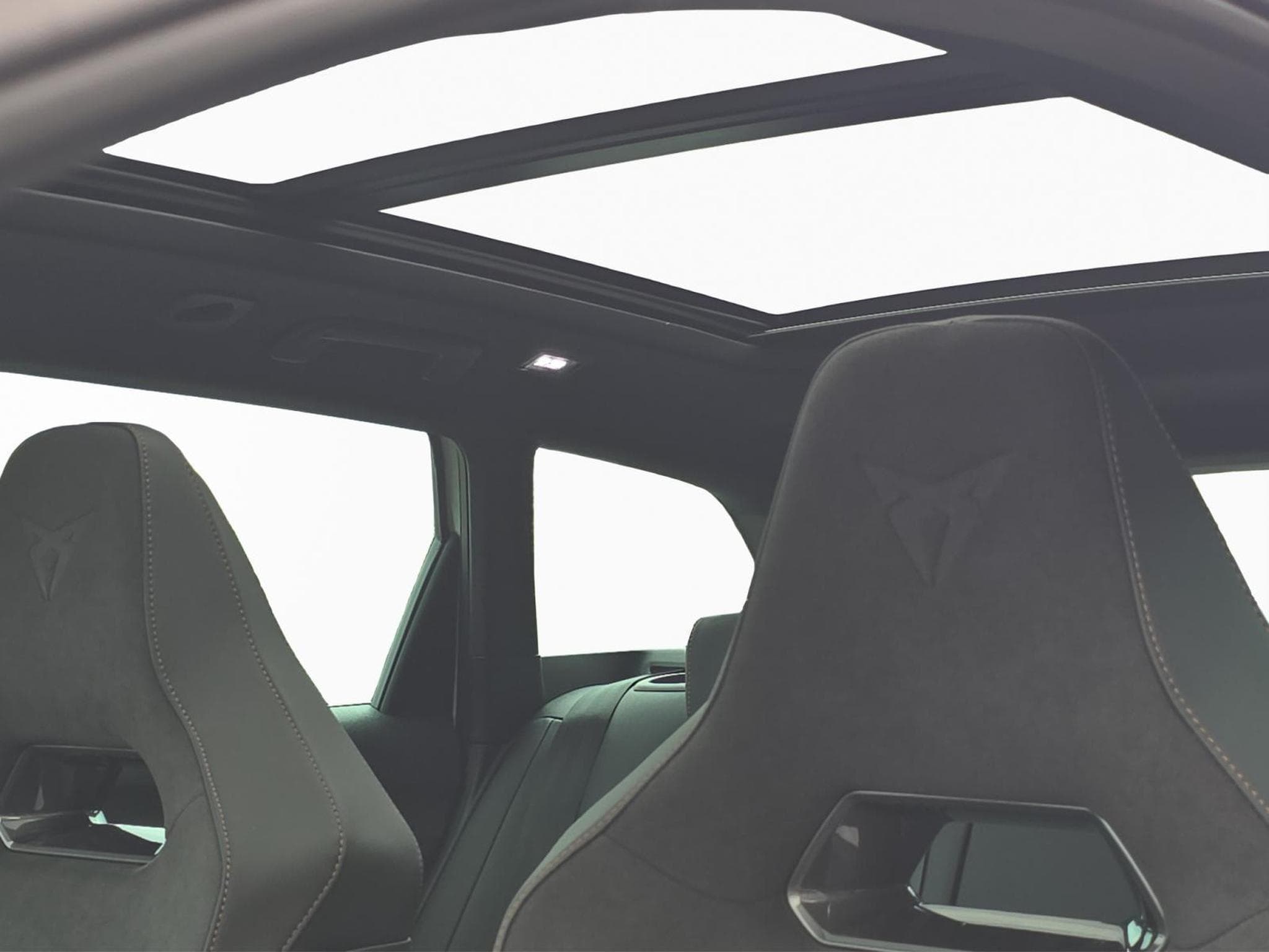 Cupra Leon VZ (2026) - Photo 15