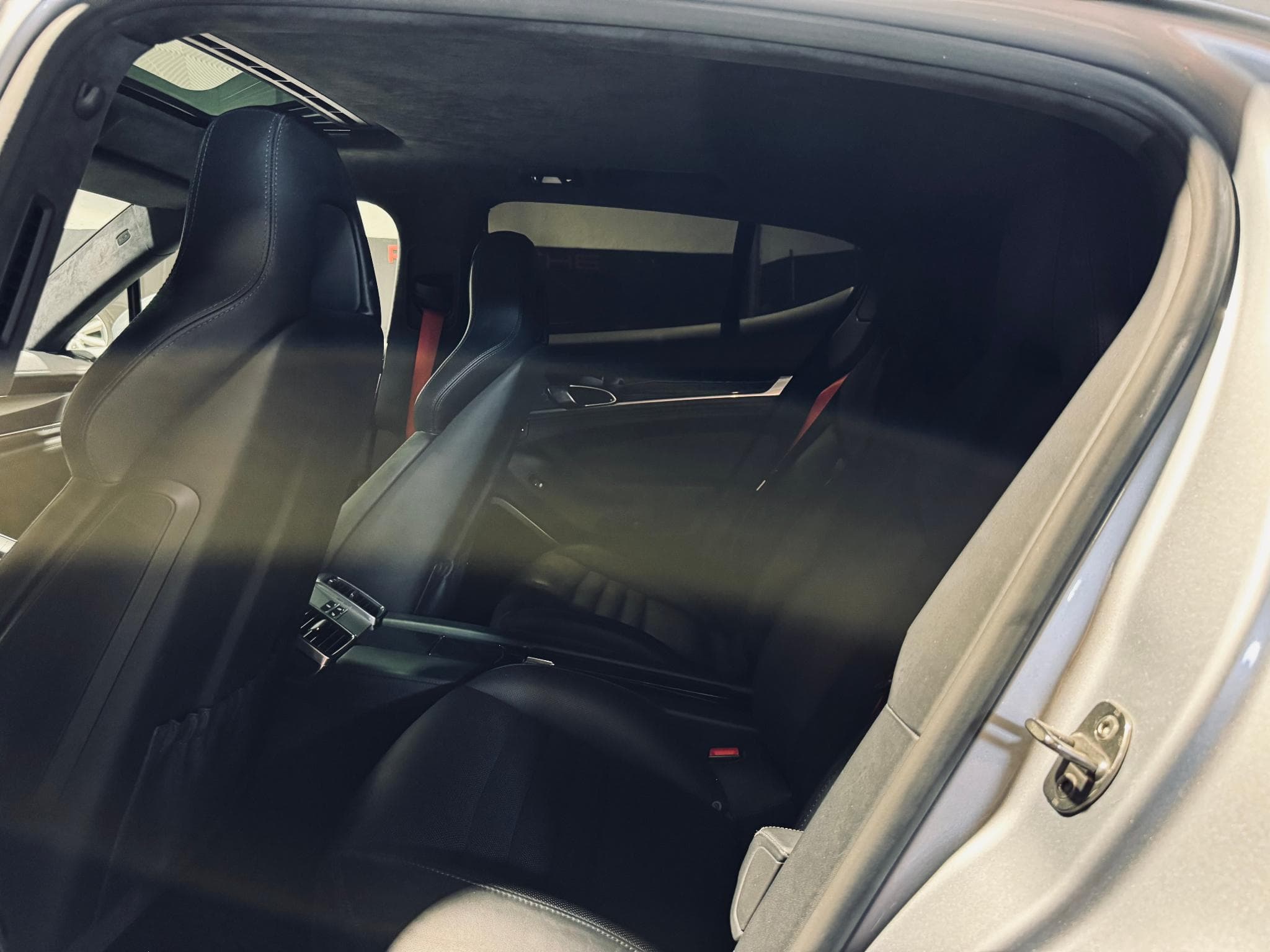 Porsche Panamera Turbo V8 4.8 520 PDK (2014) - Photo 11