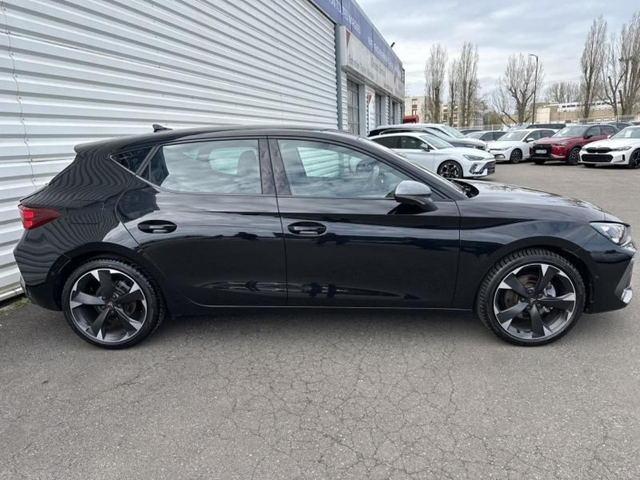 Cupra Leon 2.0 TDI 150ch DSG7 (2025) - Foto 4