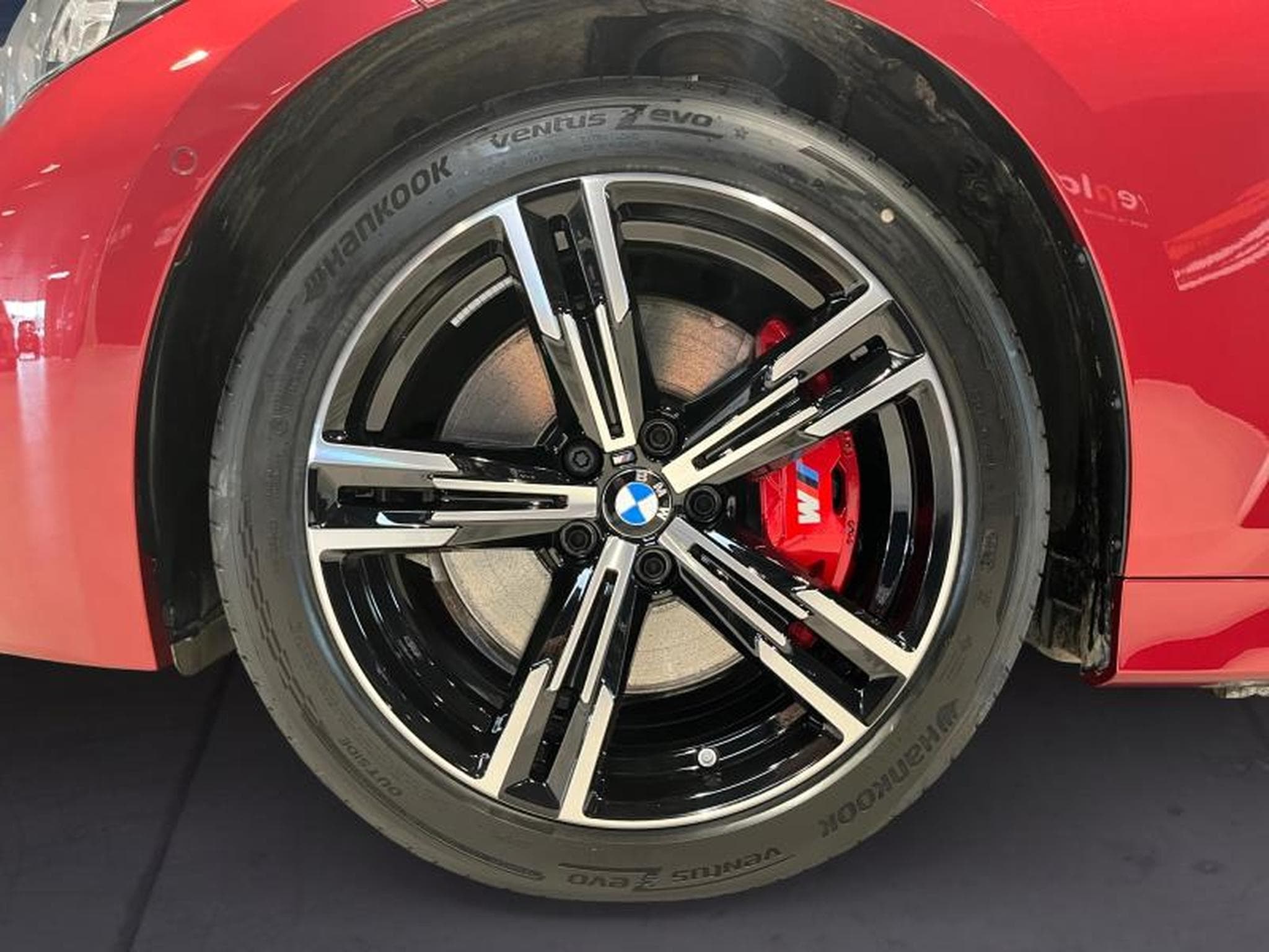 BMW 320 320d xDrive Touring M Sport (2025) - Foto 9