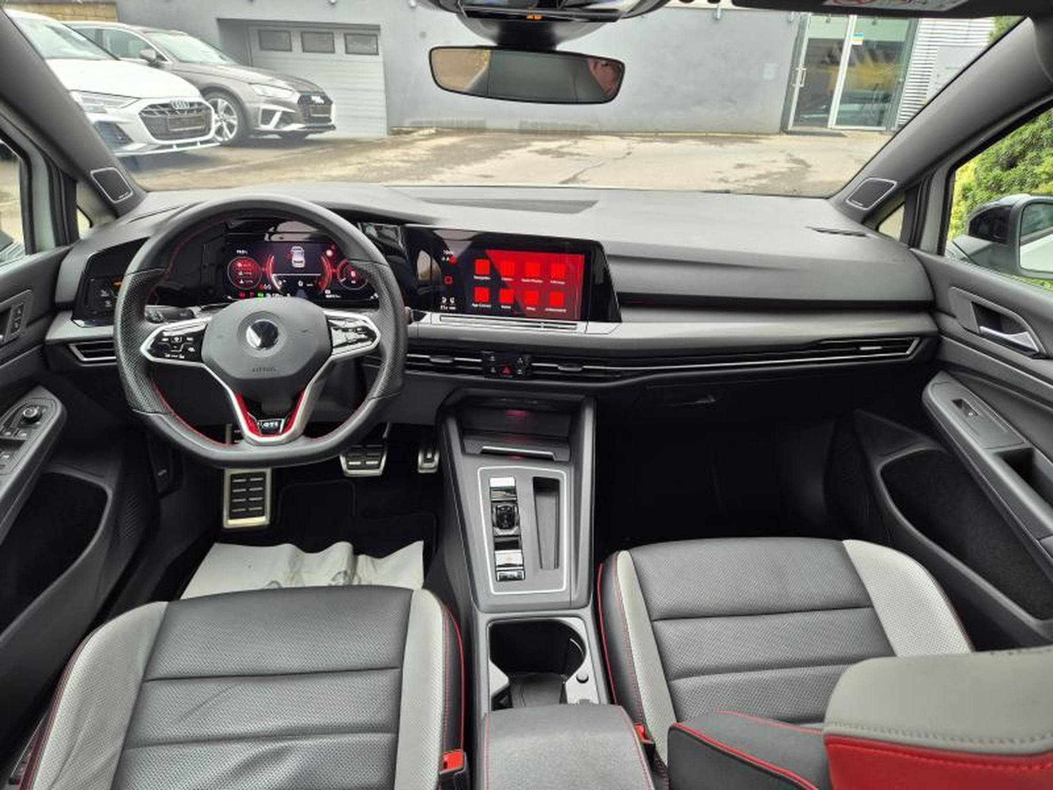 VW Golf VIII GTI Clubsport (2021) - Foto 7