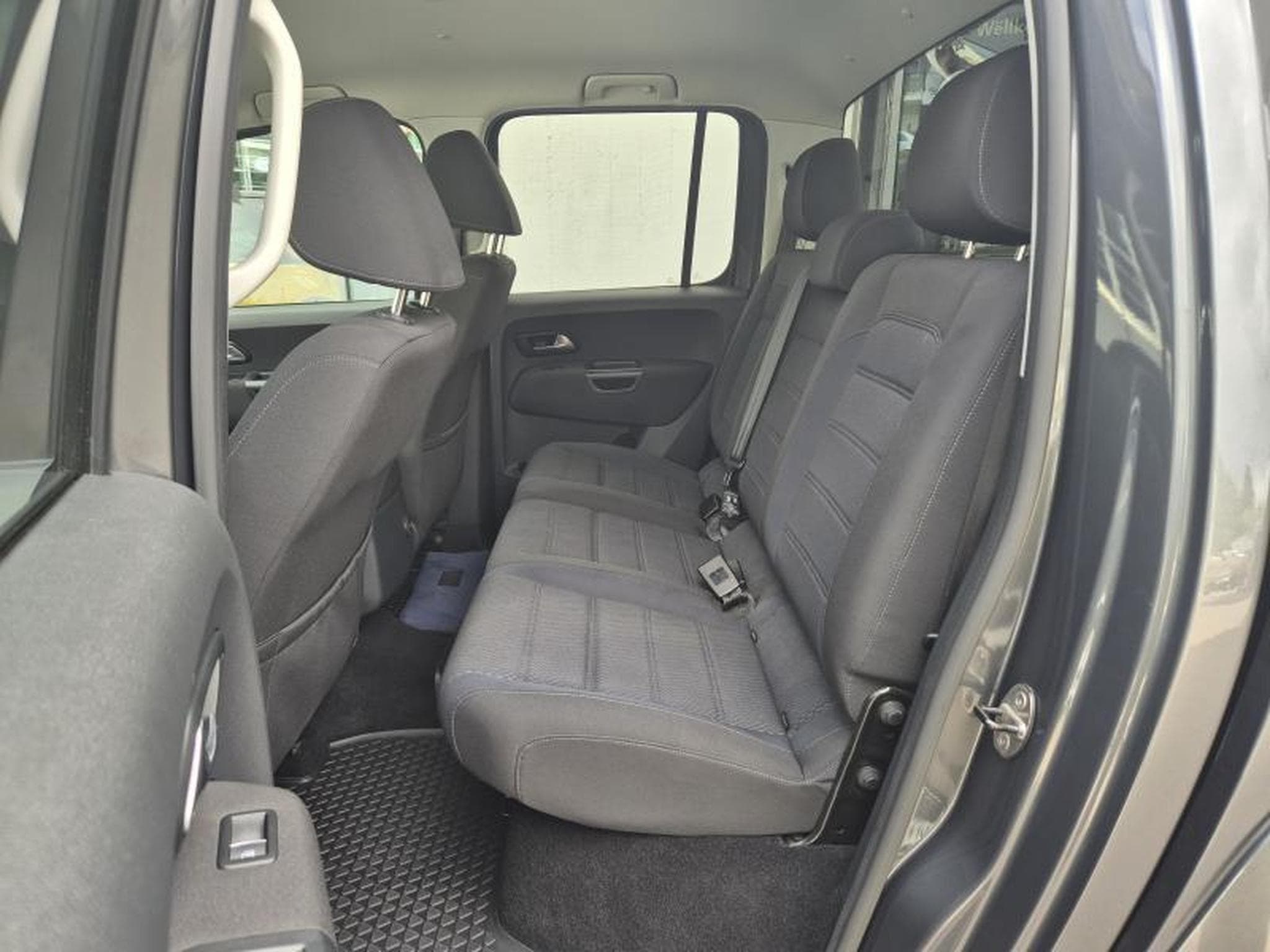 VW Amarok DoubleCab Highline (2017) - Foto 12