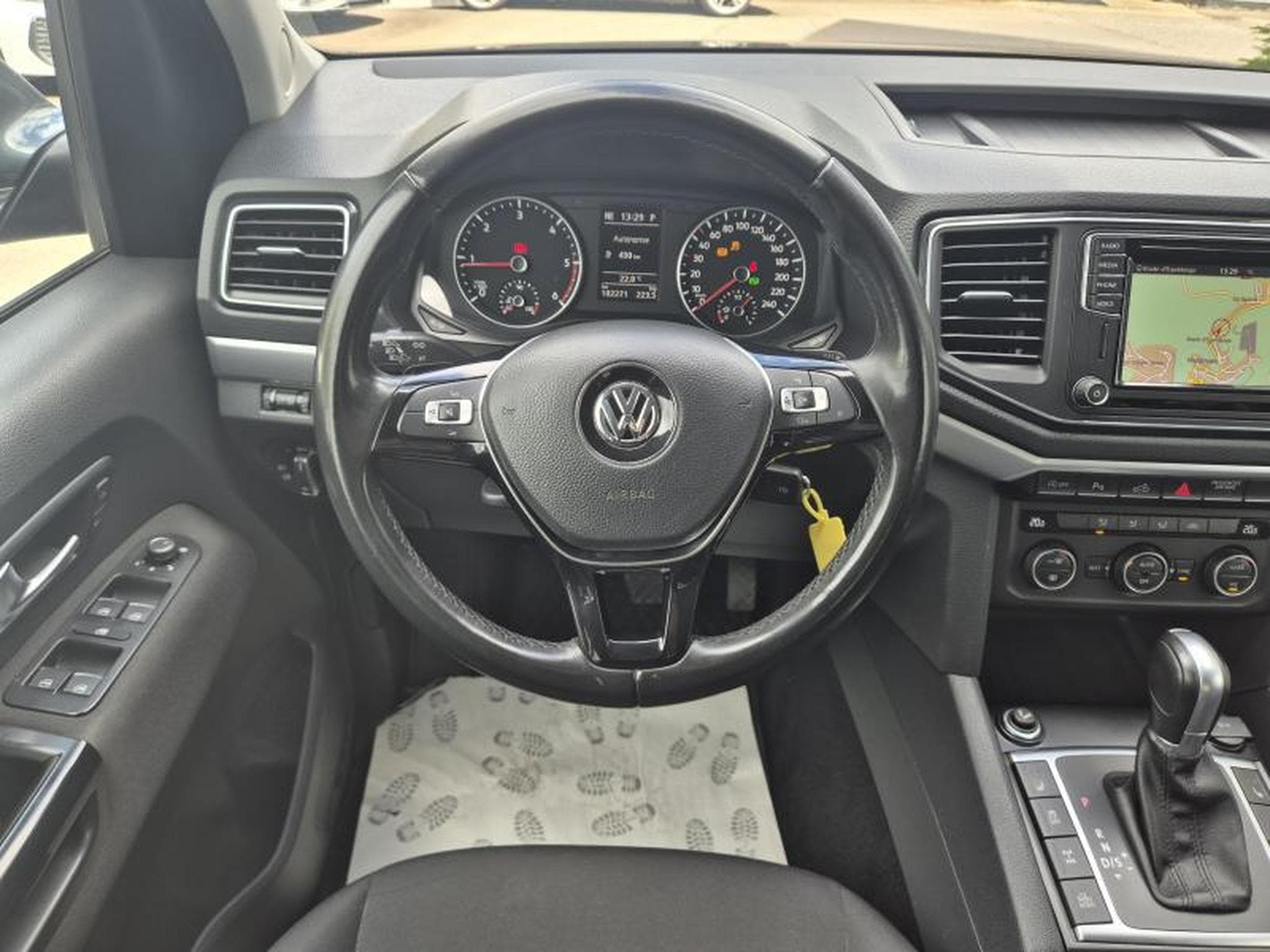 VW Amarok DoubleCab Highline (2017) - Foto 8