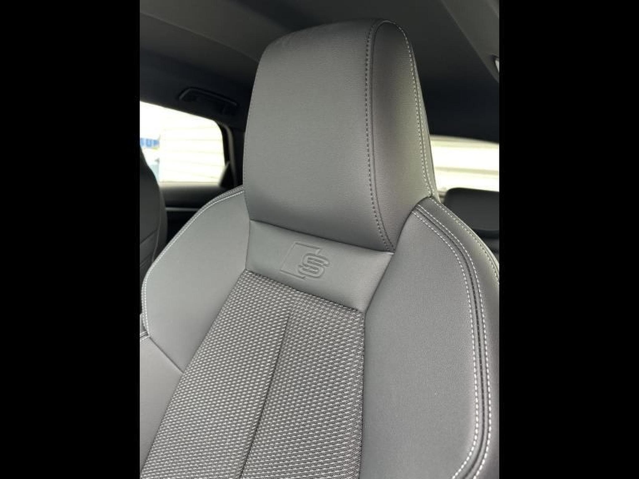 Audi A3 Sportback 1.5 TFSI 150ch S line (2026) - Foto 9