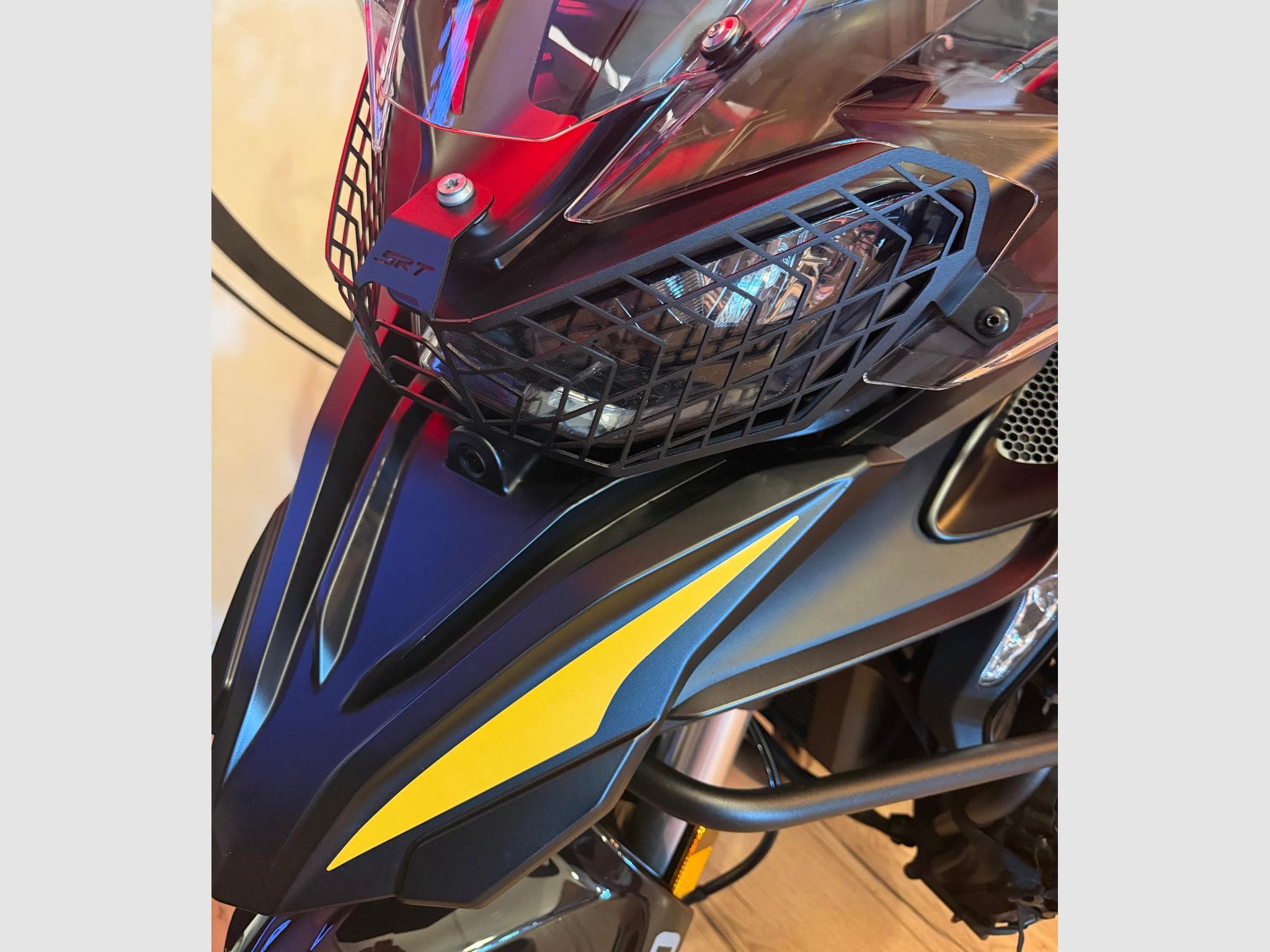 QJmotor SRT 900 SX TOURING (2025) - Photo 5