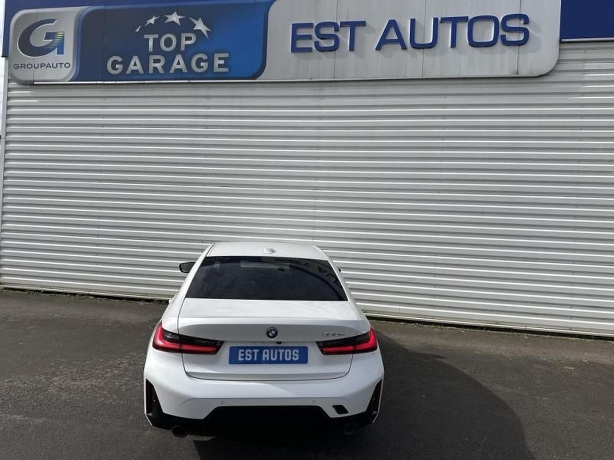 BMW 330 3.0 Hybride 292ch (2024) - Foto 26