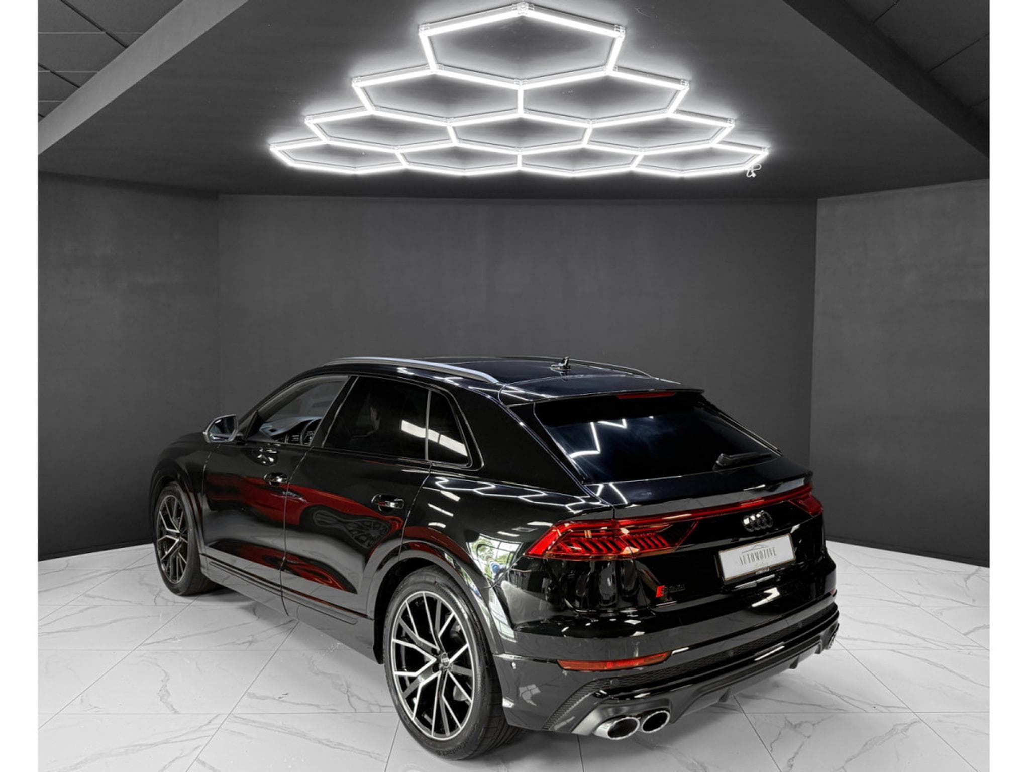 Audi SQ8 4.0 TFSI / MATRIX / B&O / PANO / HEAD-UP / 360° (2023) - Foto 3
