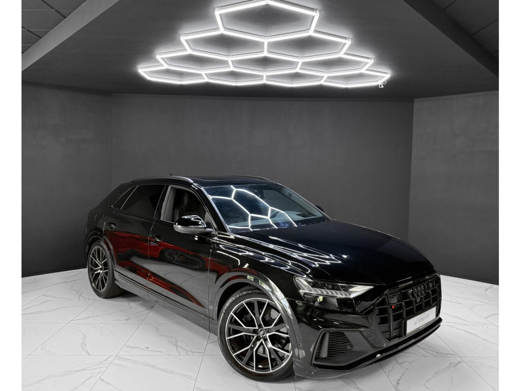 Audi SQ8 4.0 TFSI / MATRIX / B&O / PANO / HEAD-UP / 360° (2023) - Foto 7