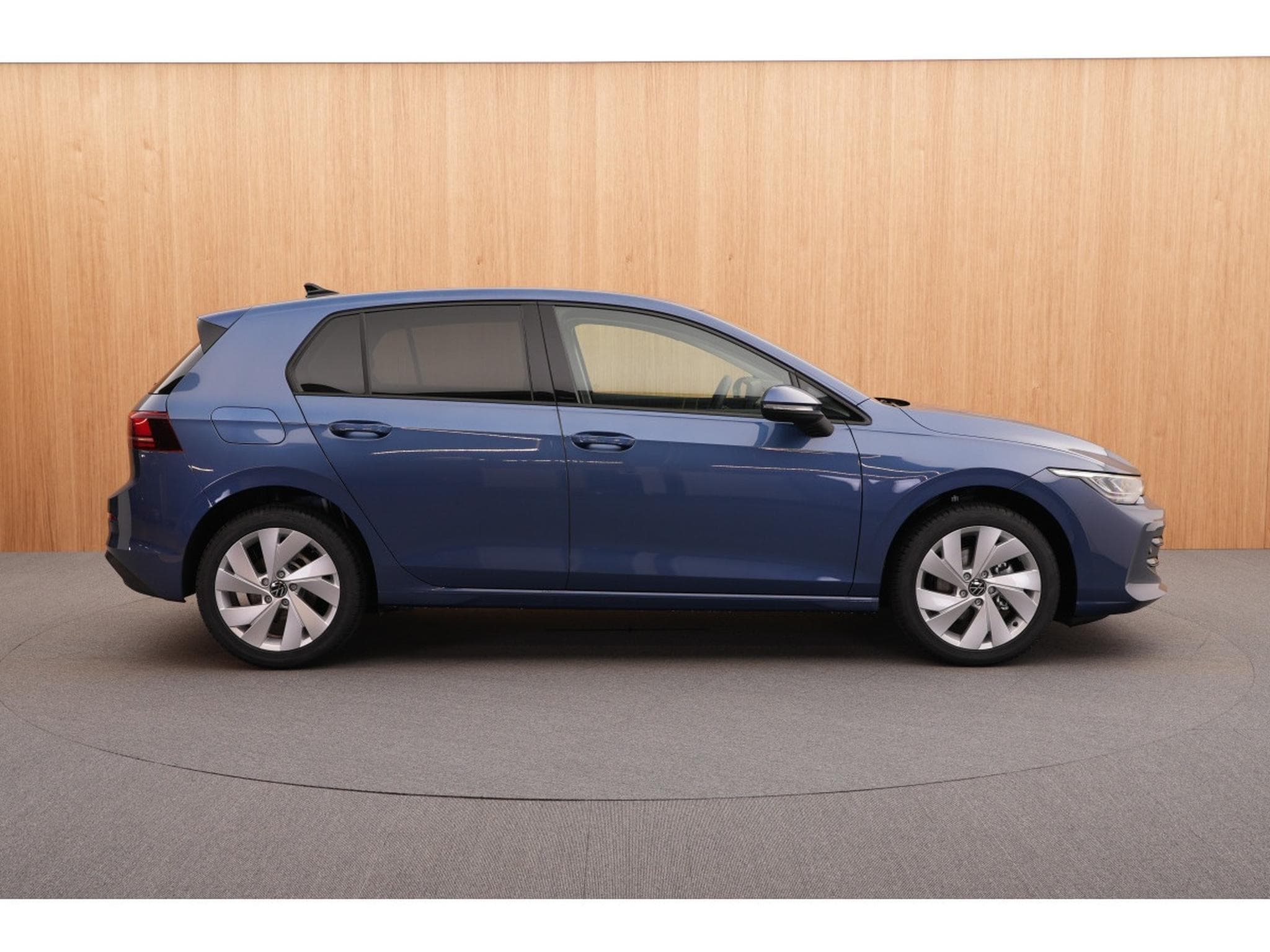 VW Golf Life 1.5 eTSI 85KW-116CV - DSG7 - (2026) - Photo 8