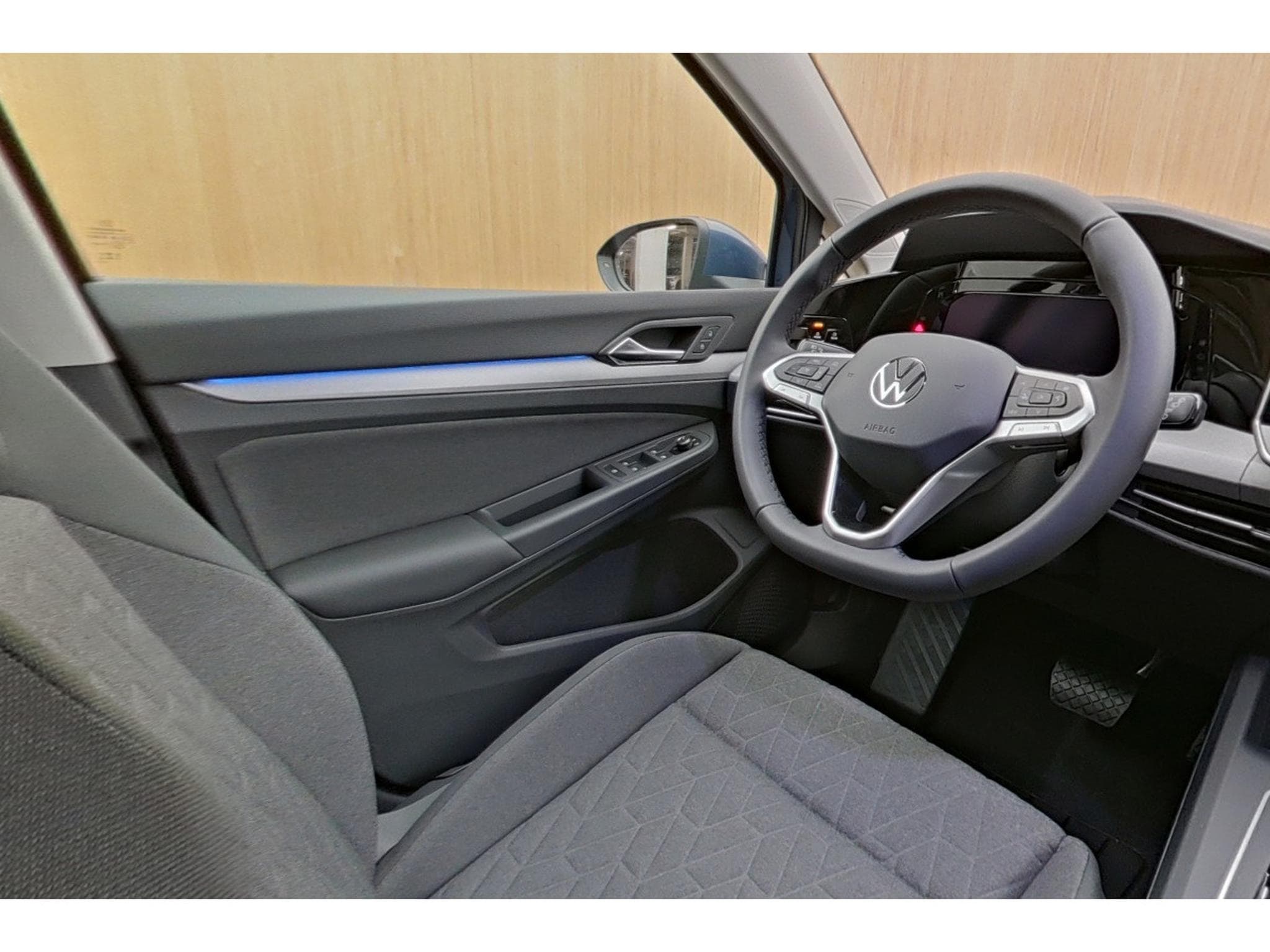 VW Golf Life 1.5 eTSI 85KW-116CV - DSG7 - (2026) - Photo 11