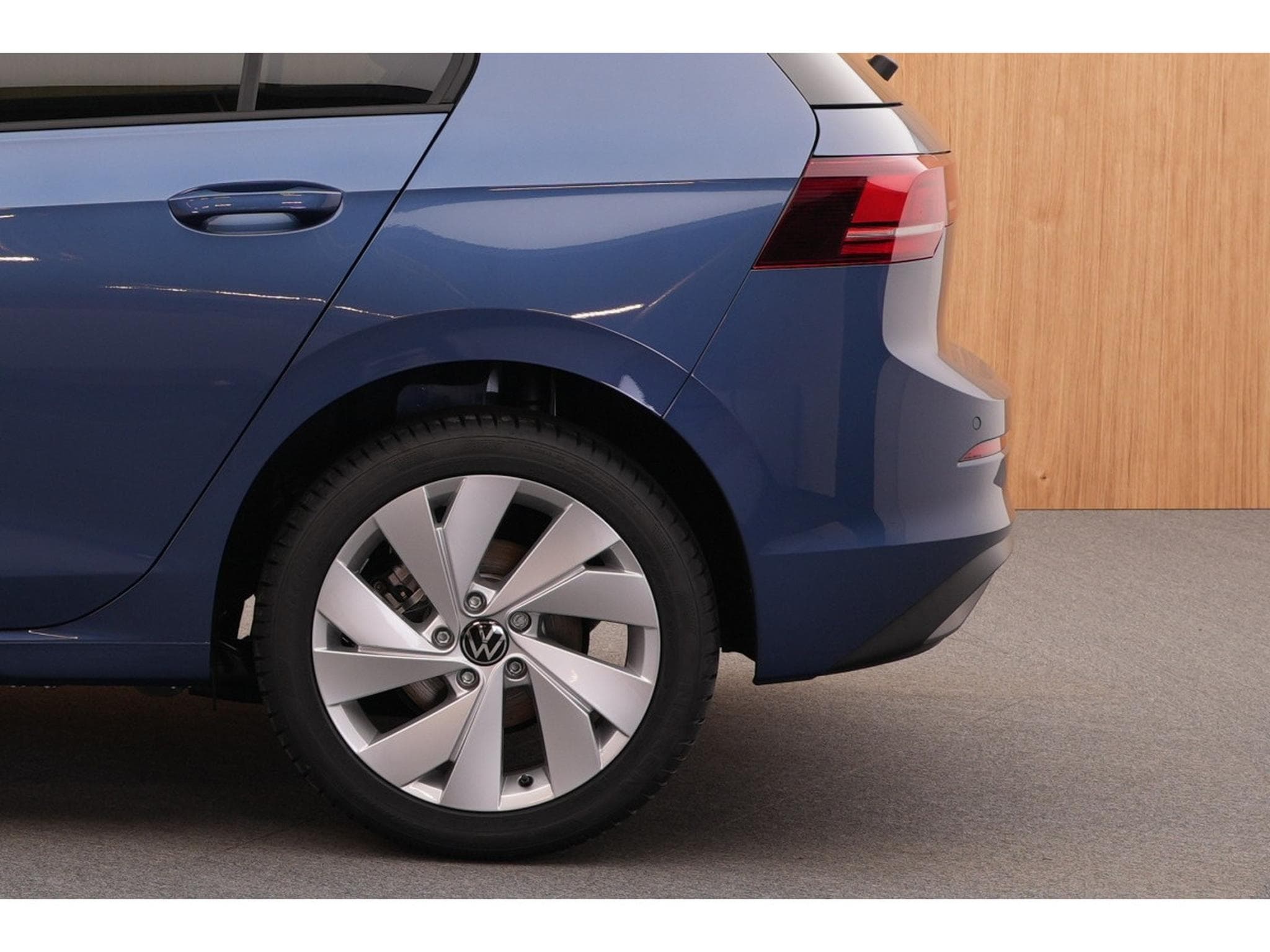 VW Golf Life 1.5 eTSI 85KW-116CV - DSG7 - (2026) - Photo 16