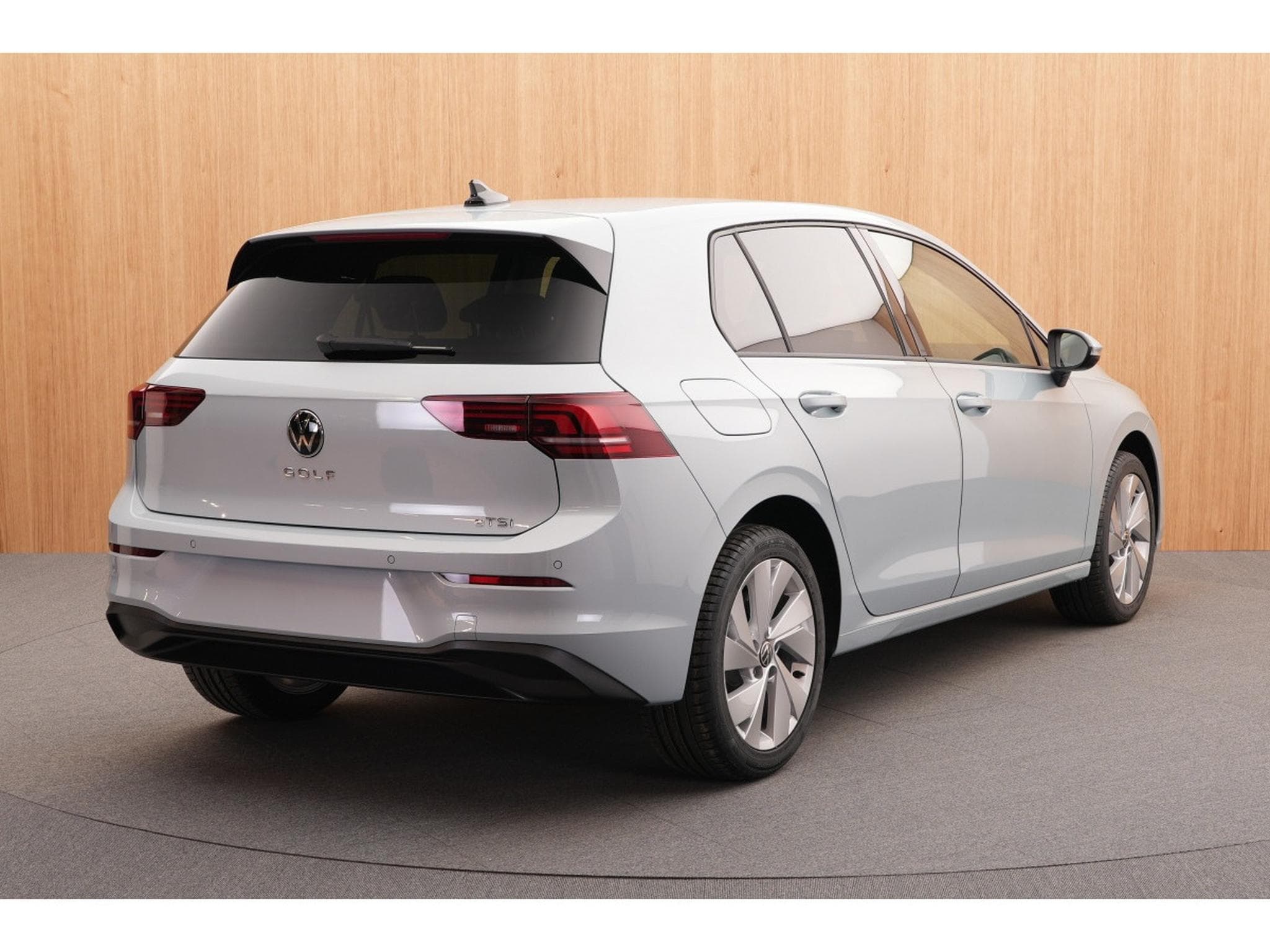 VW Golf Life 1.5 eTSI 85KW-116CV - DSG7 - (2026) - Photo 19