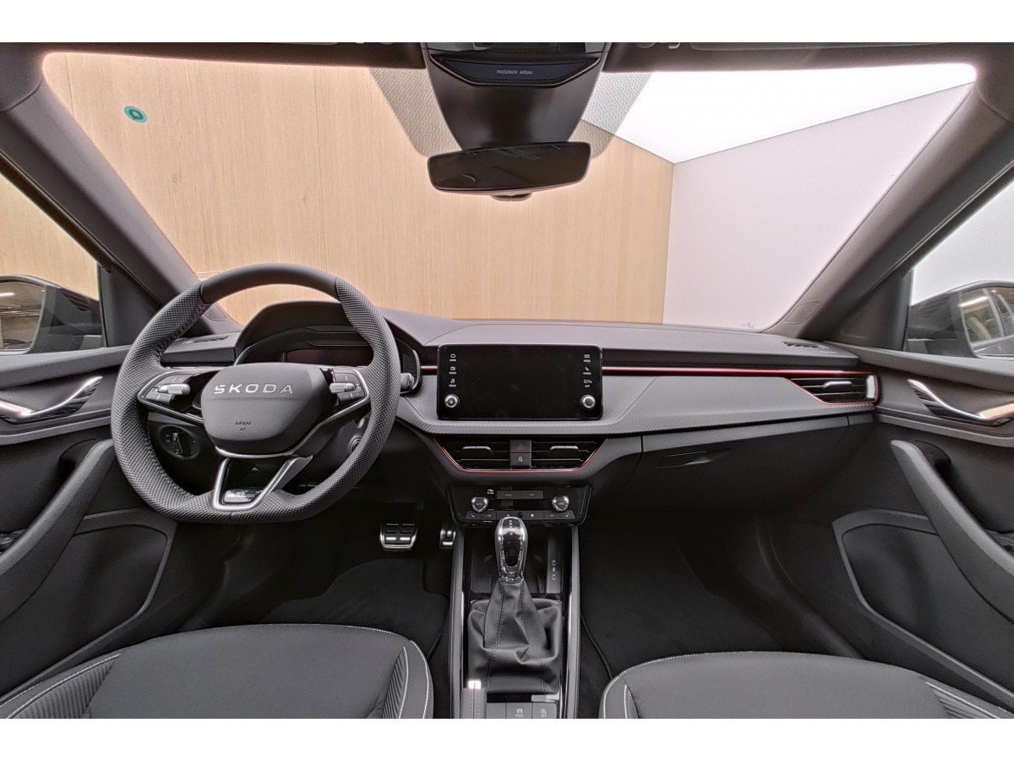 Skoda Kamiq Monte Carlo 1.0 TSI DSG 85 kW-116CV - Jantes 18" - (2026) - Photo 11