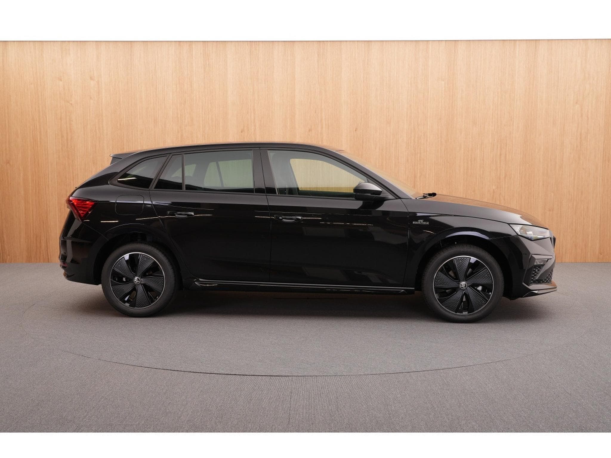 Skoda Scala Monte Carlo 1.5 TSI DSG 110 kW-150 CV - DSG7 (2026) - Photo 10