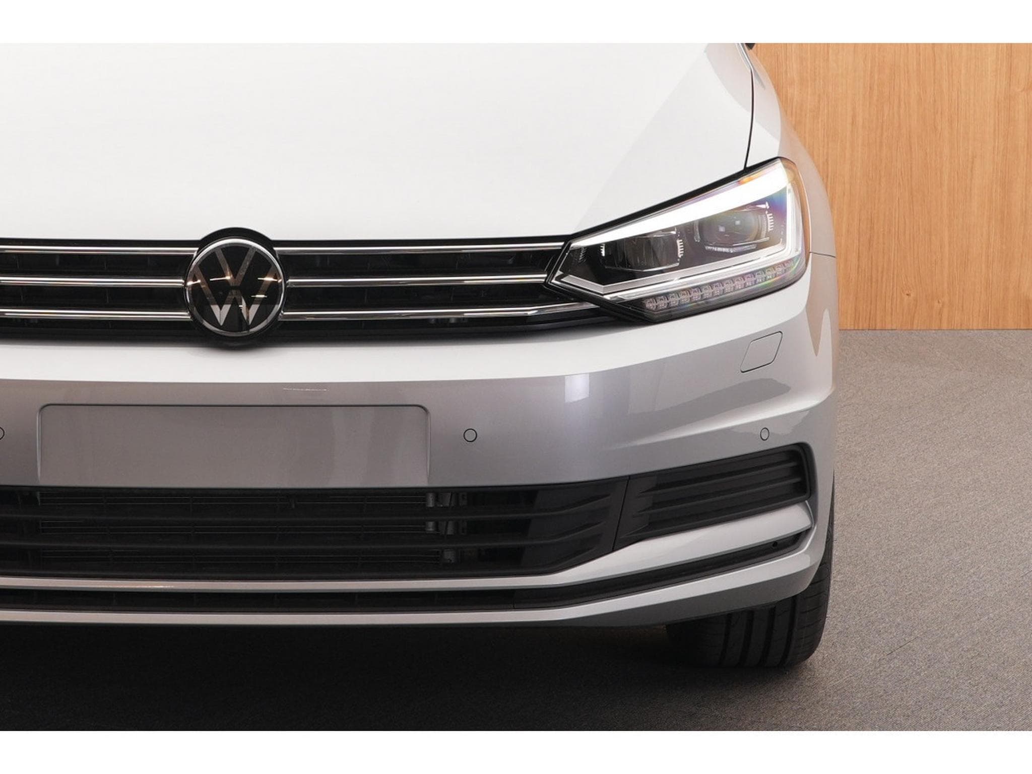 VW Touran Comfortline  2.0 TDI DSG7 110 kW-150CV - Garantie 3 ans/90 0 (2026) - Photo 10