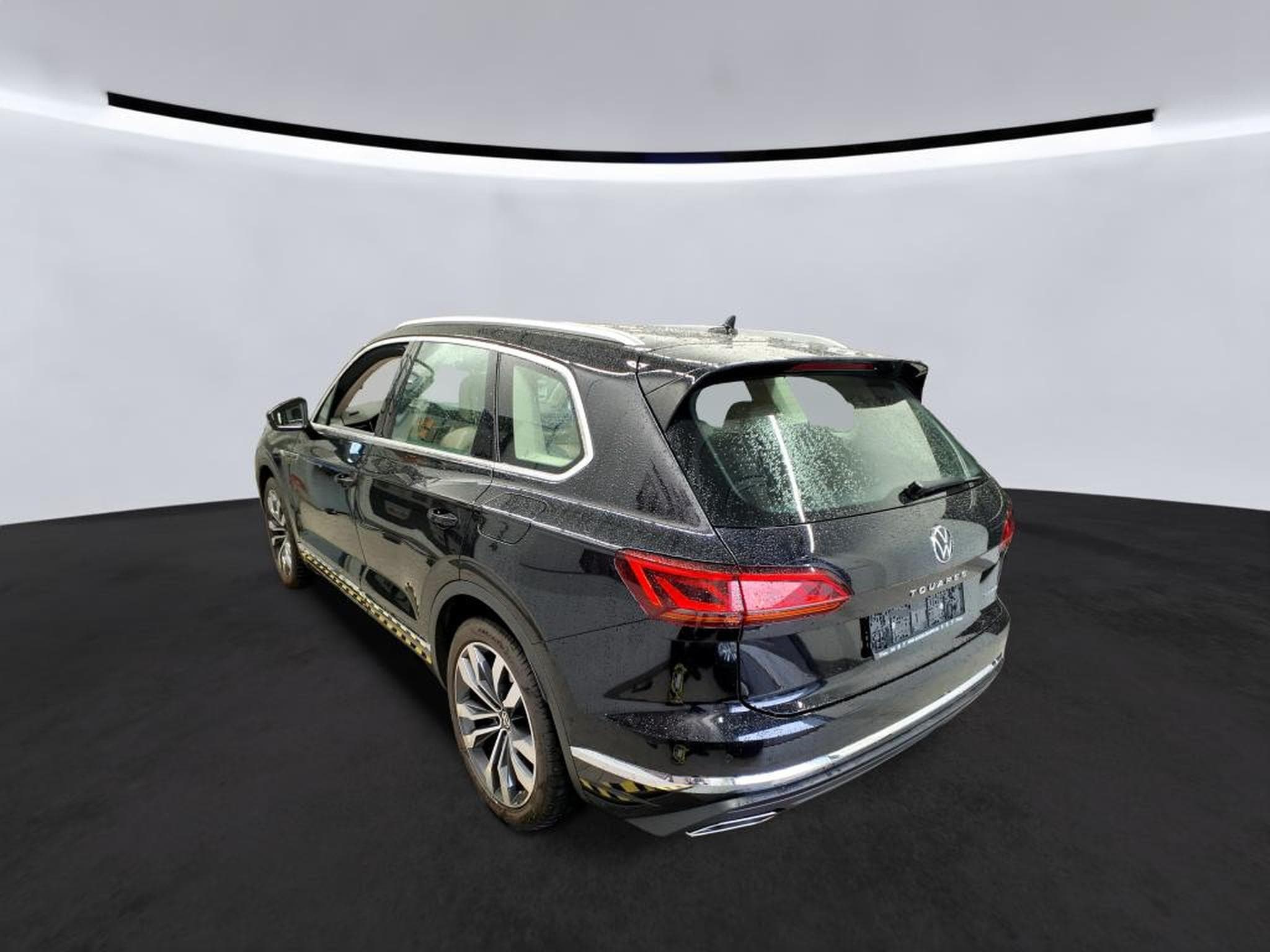 VW Touareg 3.0 TSi V6 PHEV 4MOTION 381 CV (2022) - Foto 4