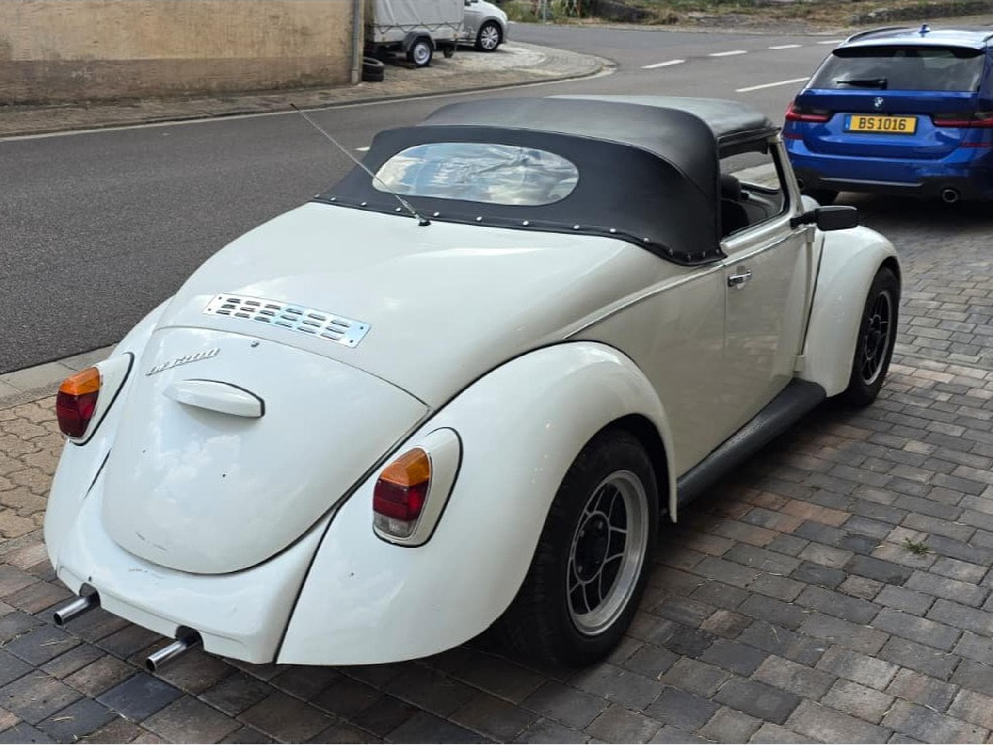 VW Coccinelle Cabrio (1970) - Photo 2