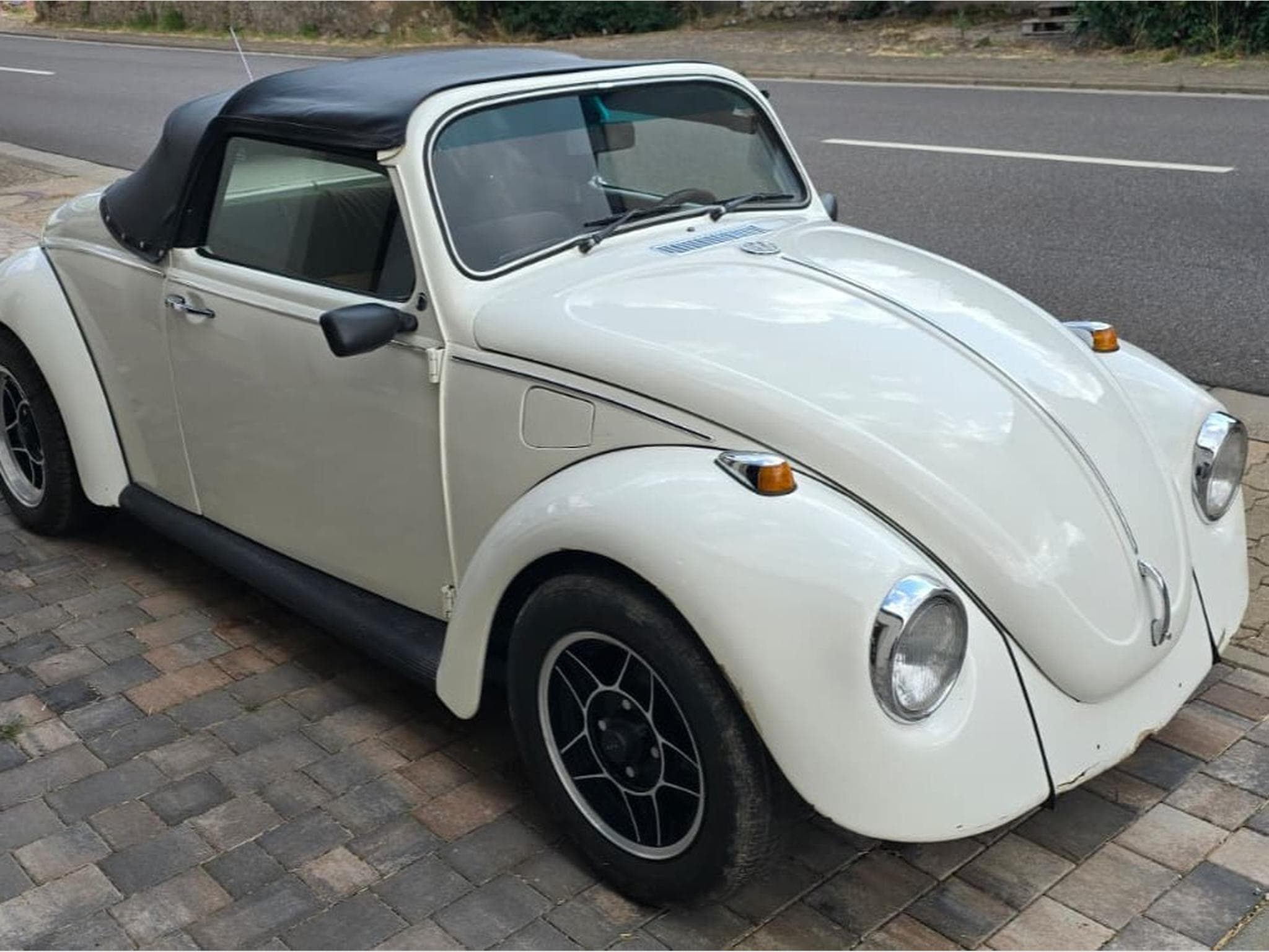 VW Coccinelle Cabrio (1970) - Photo 5