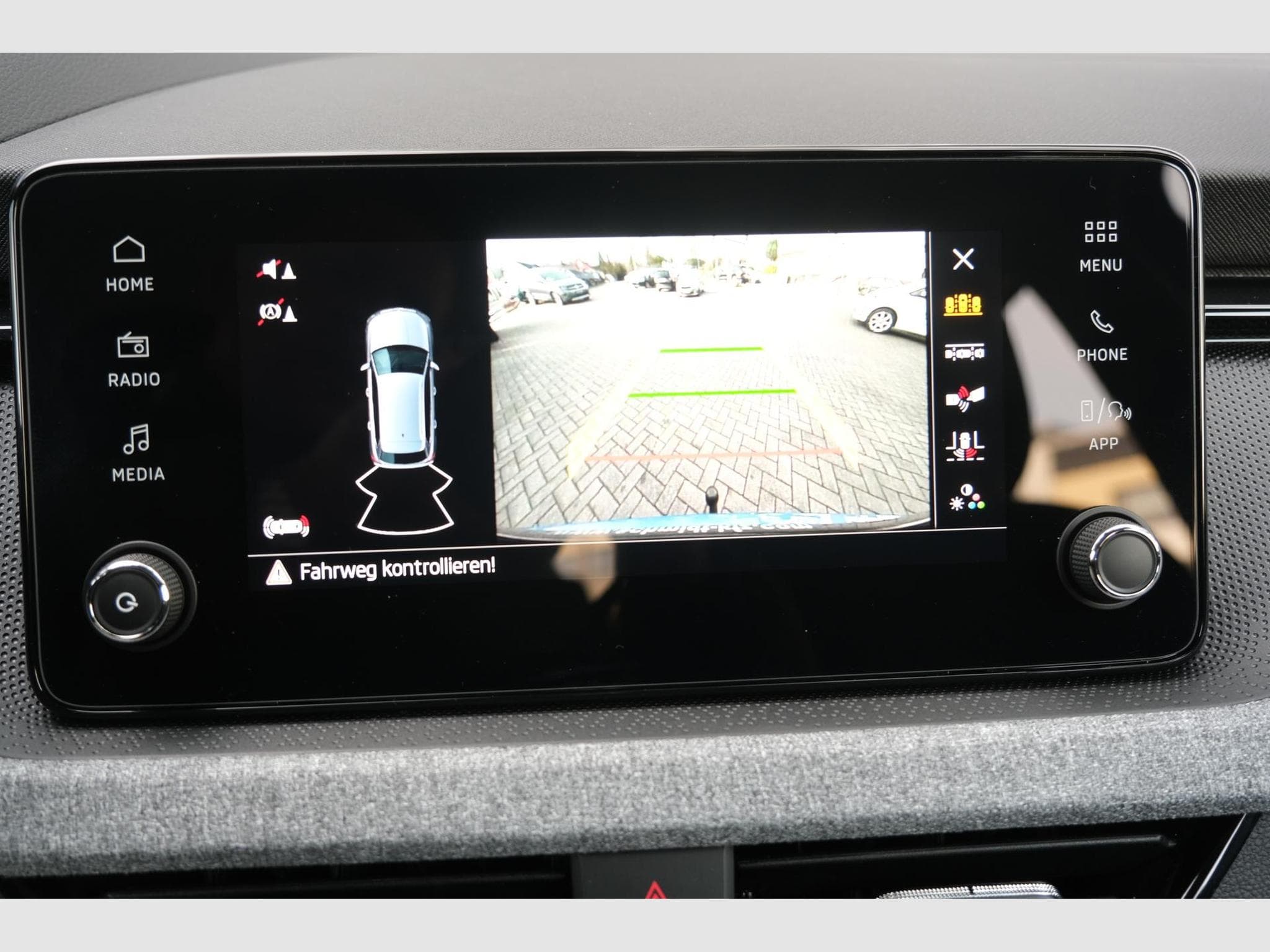 Skoda Kamiq 1.0 TSI DSG (2026) - Photo 15