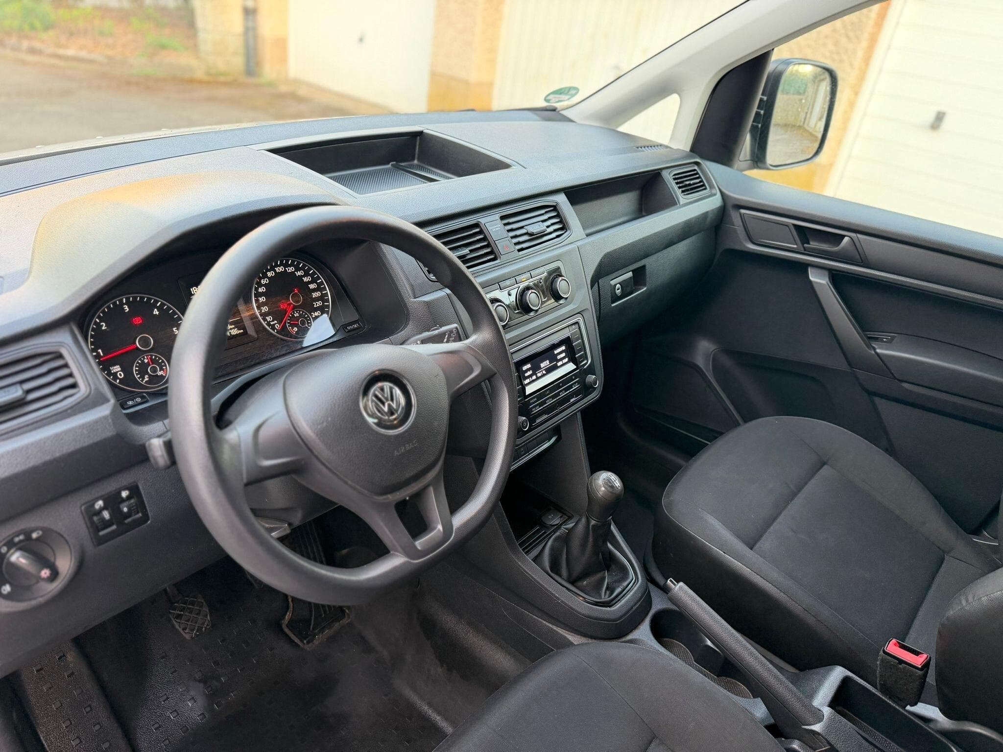 VW Caddy CADDY MAXI 2.0TDI 75kw (2017) - Photo 5