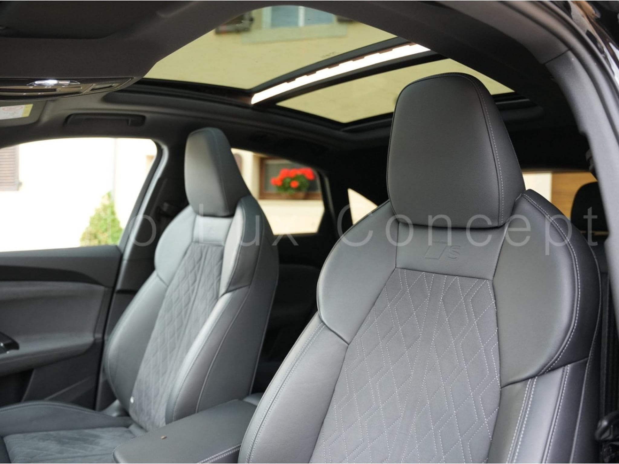 Audi Q5 Sportback TDI quattro 204 S line S tronic 7 (2025) - Photo 8