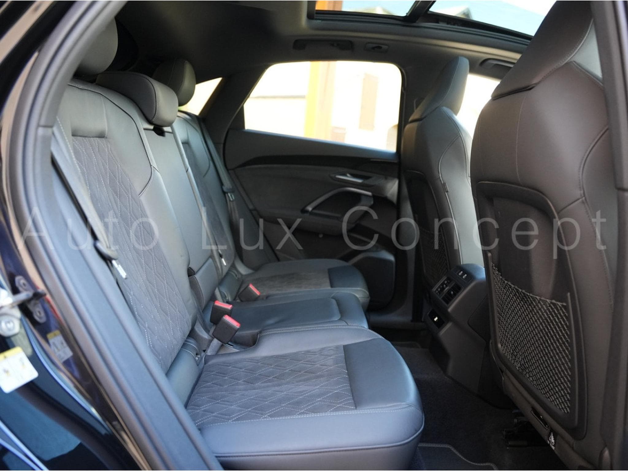 Audi Q5 Sportback TDI quattro 204 S line S tronic 7 (2025) - Photo 9