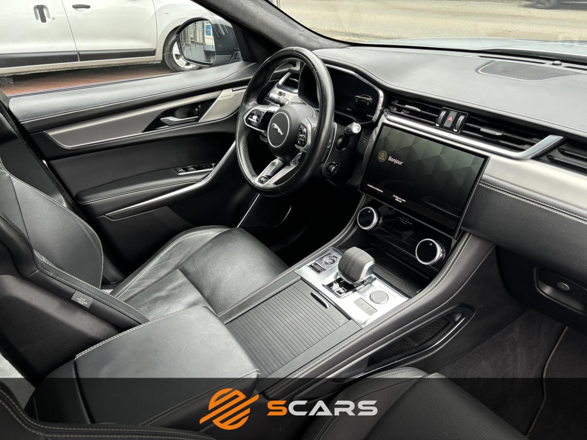 Jaguar F-Pace R DYNAMIC 400CV Pack Black (2021) - Photo 8