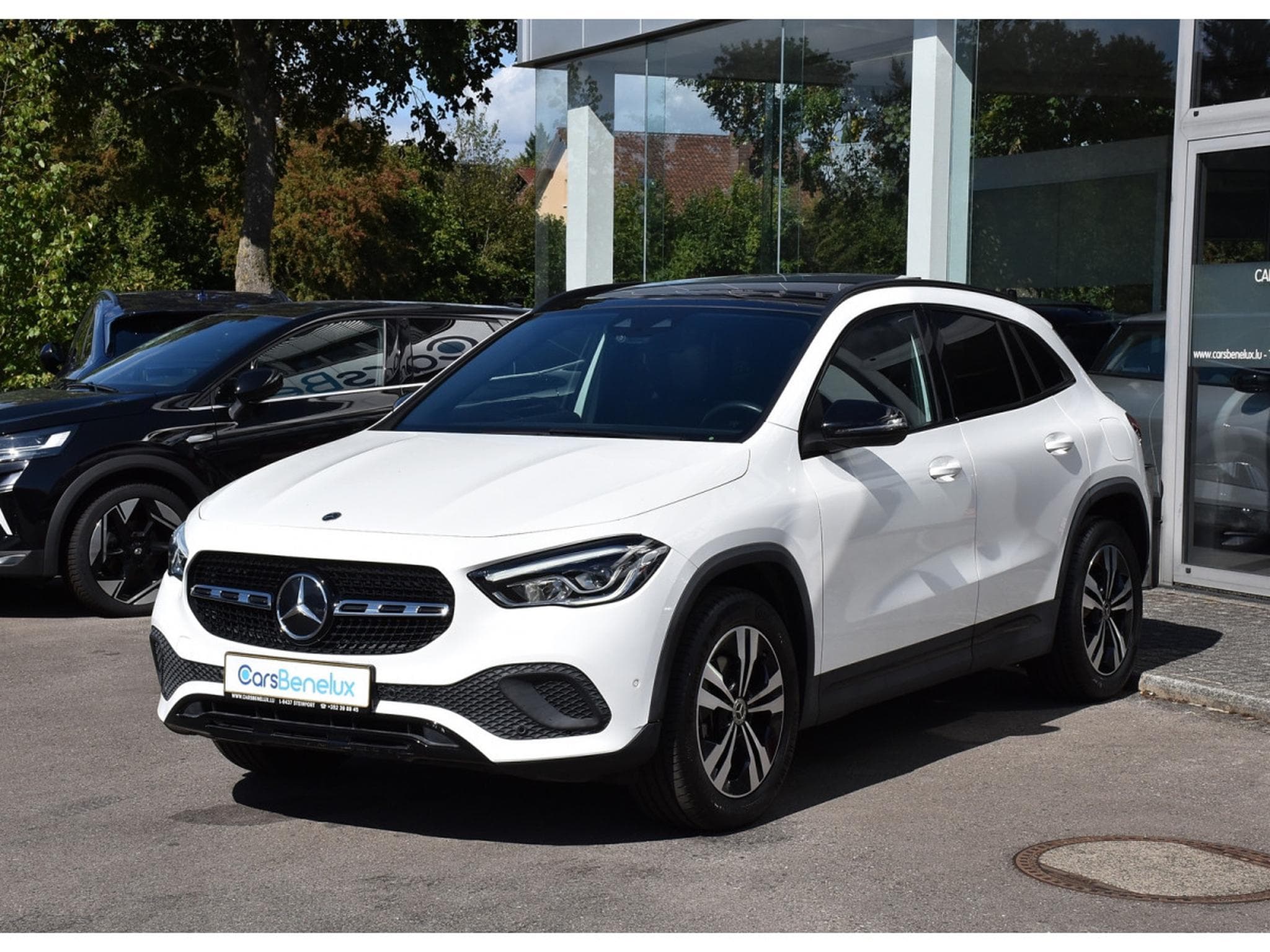 Mercedes GLA 200 Progressive 7G-Tronic PANO GPS CAM LANE (2020) - Photo 2