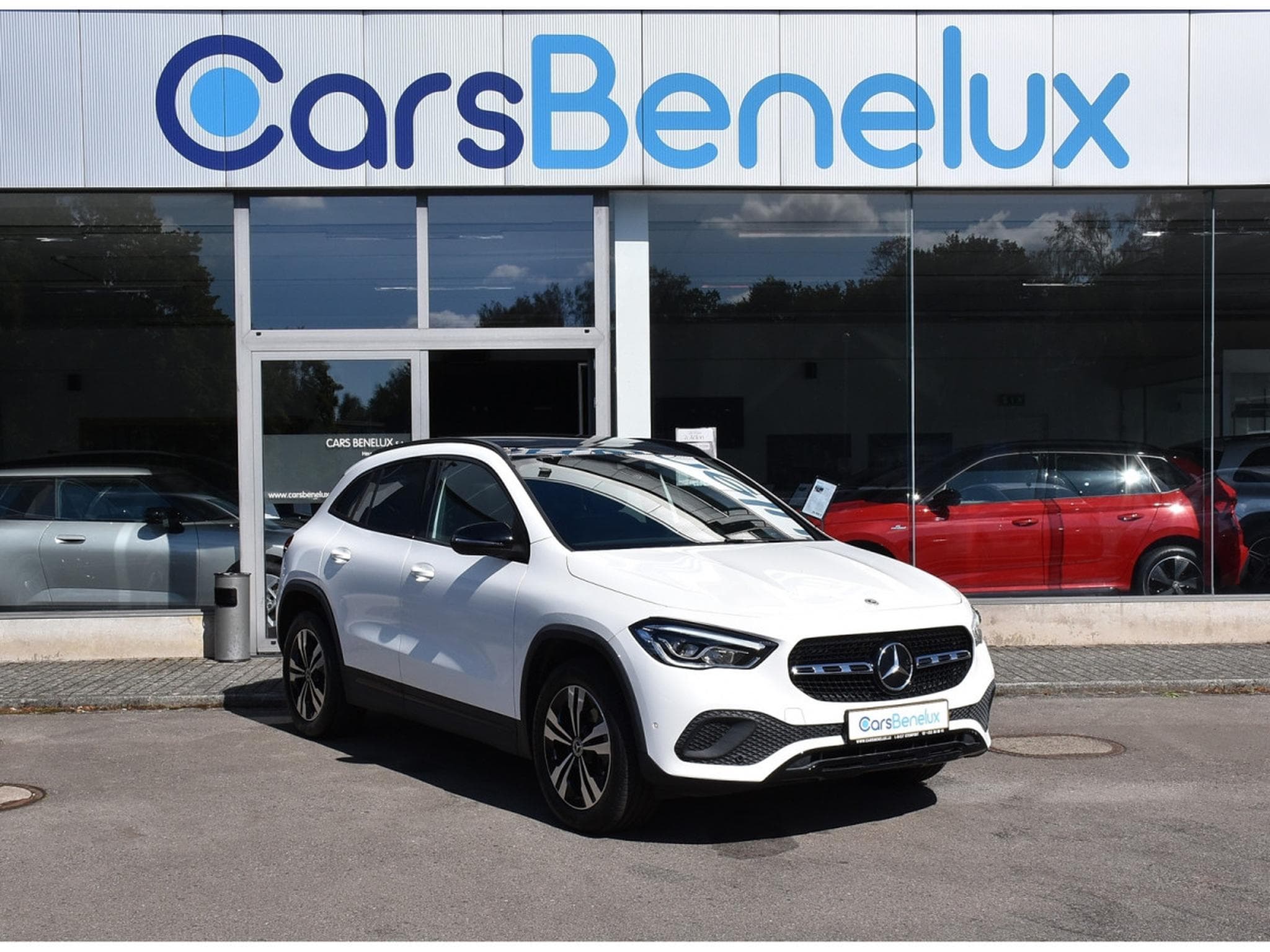 Mercedes GLA 200 Progressive 7G-Tronic PANO GPS CAM LANE (2020) - Photo 1