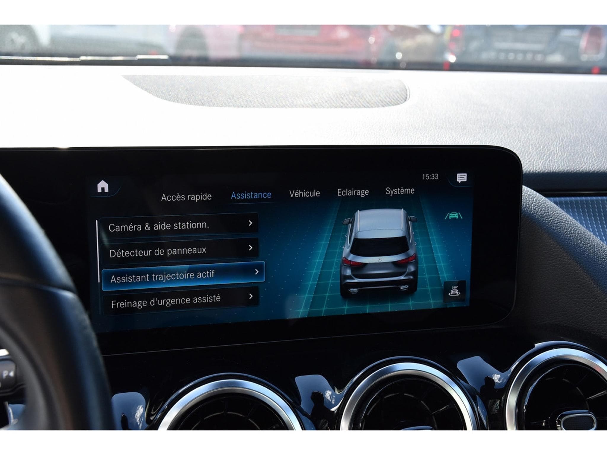 Mercedes GLA 200 Progressive 7G-Tronic PANO GPS CAM LANE (2020) - Photo 12